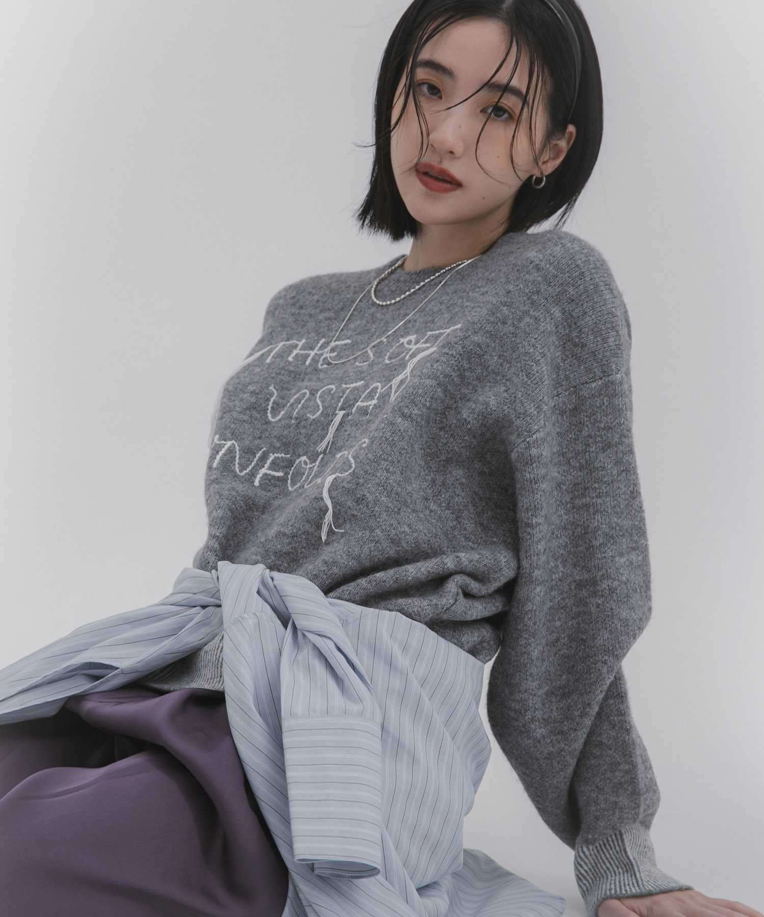 GRAY