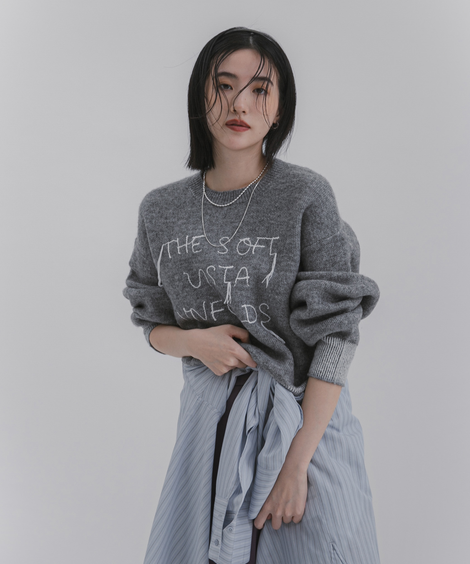 GRAY