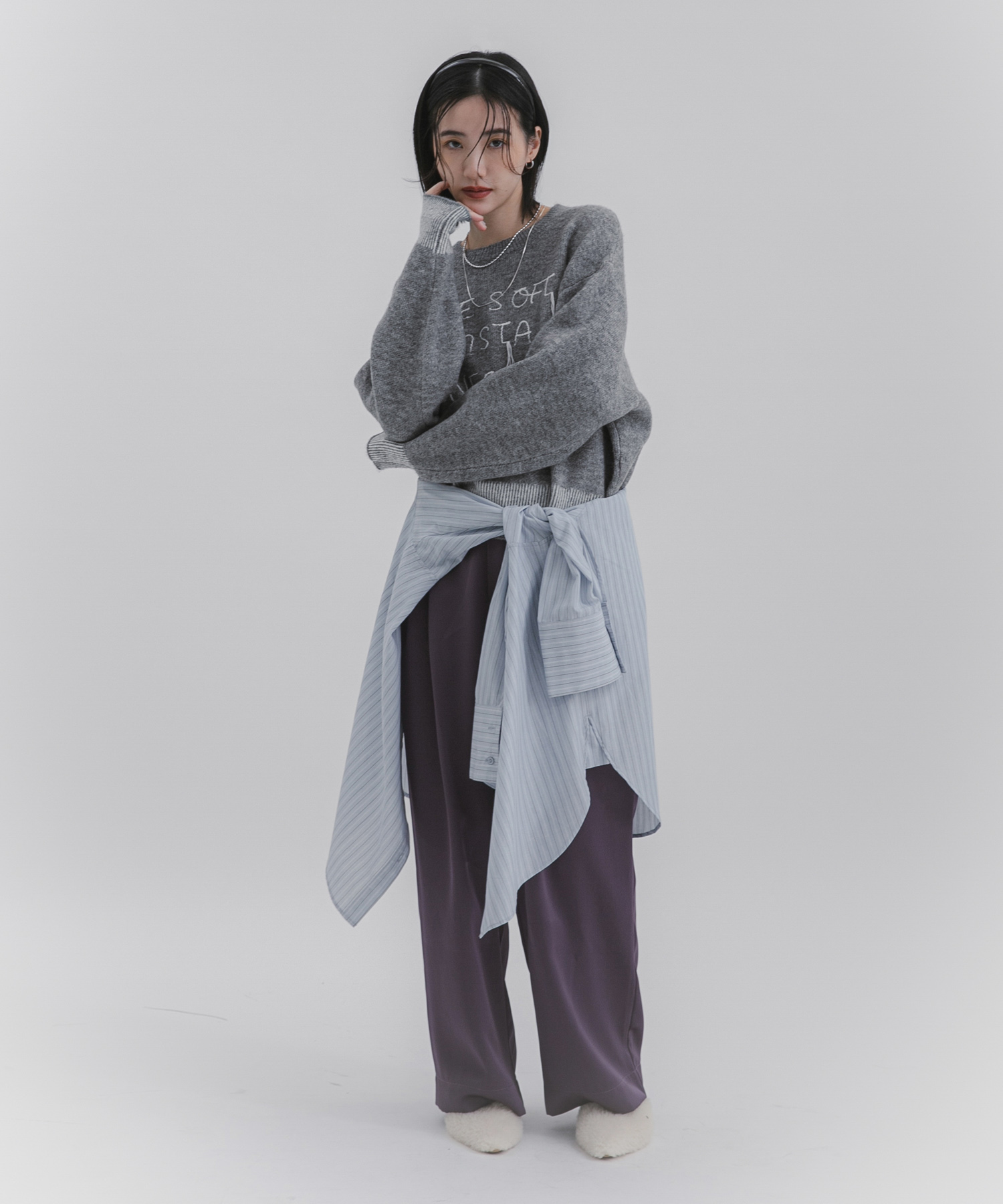 GRAY
