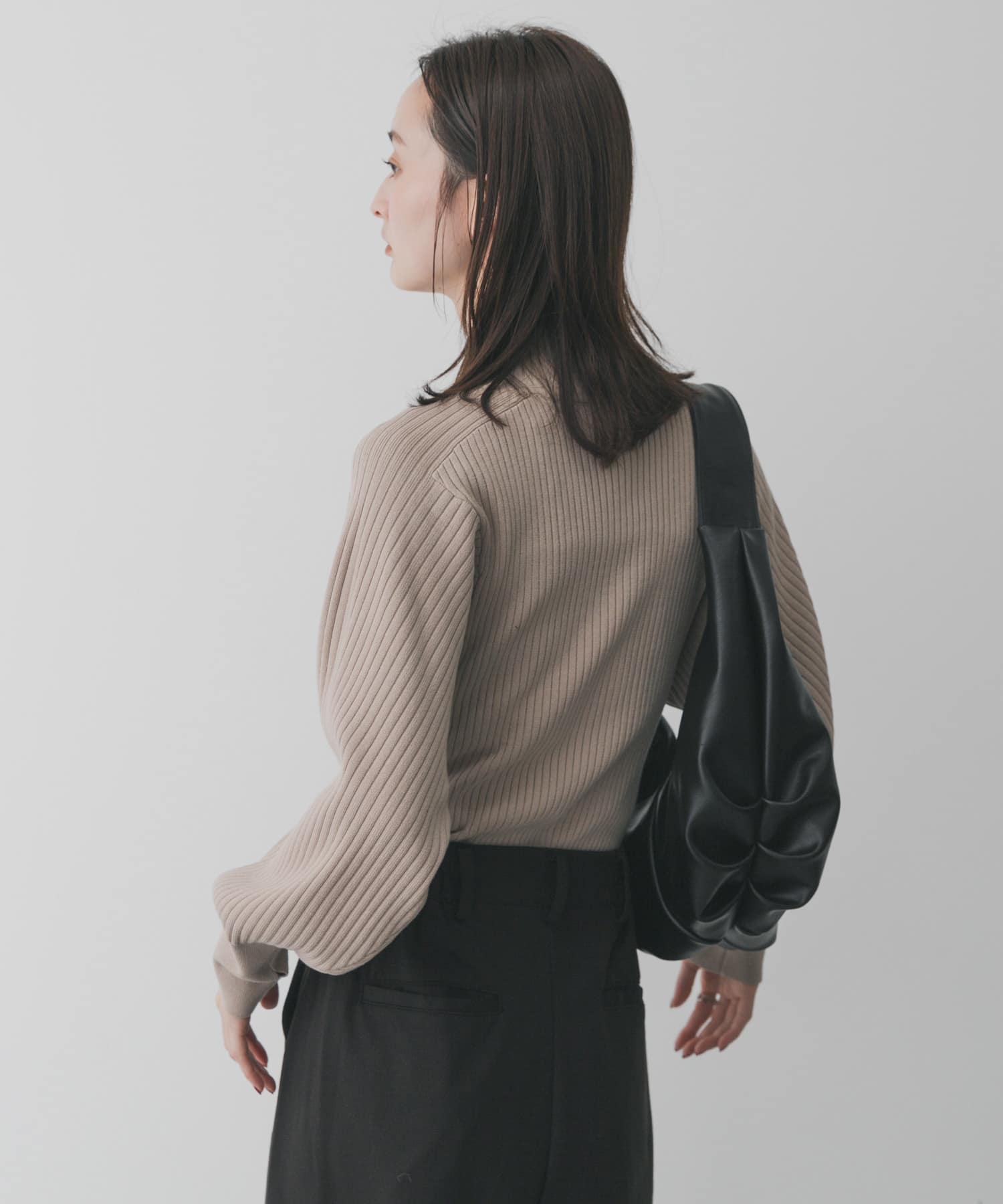 身長：169cm サイズ：one