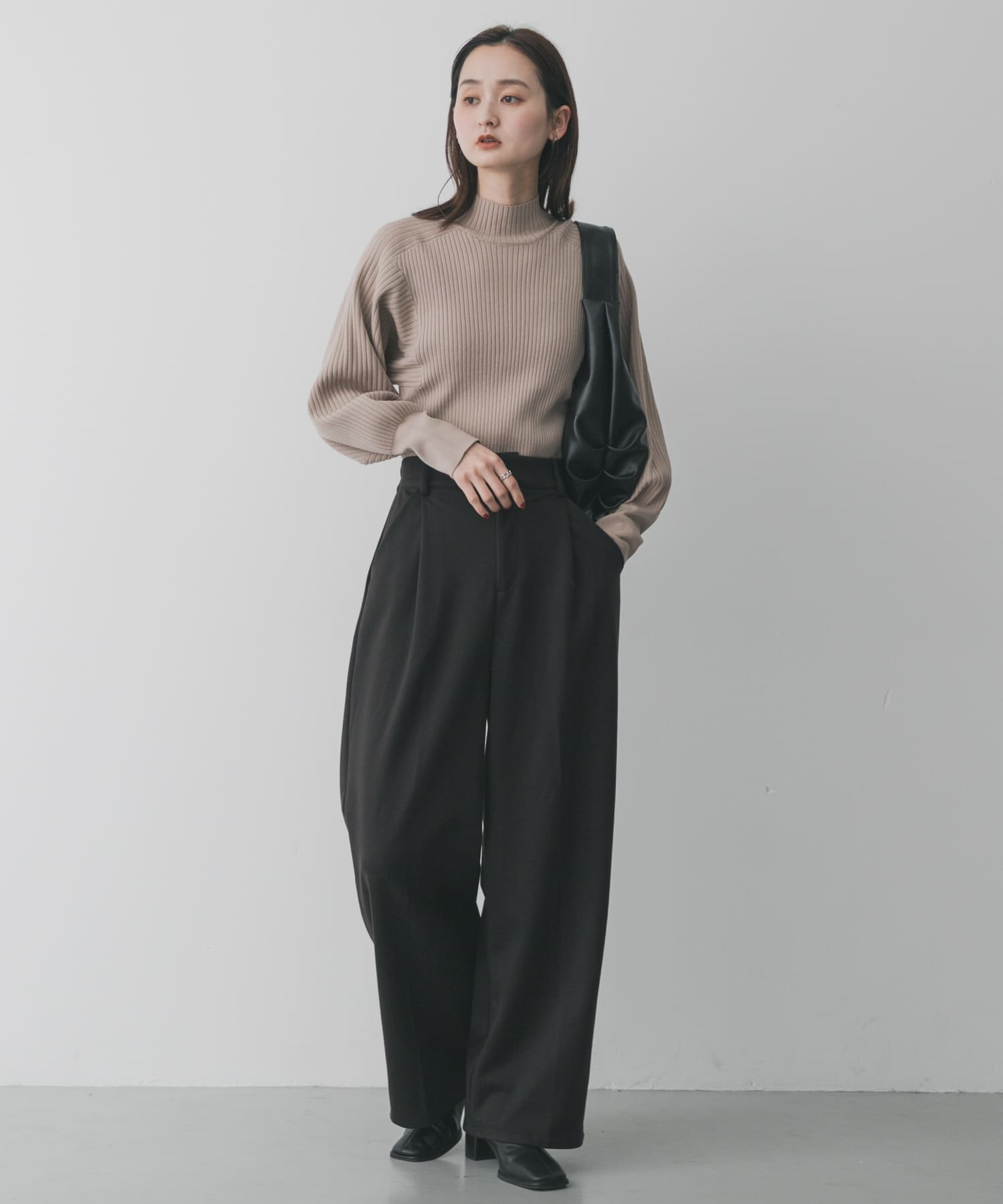 身長：169cm サイズ：one