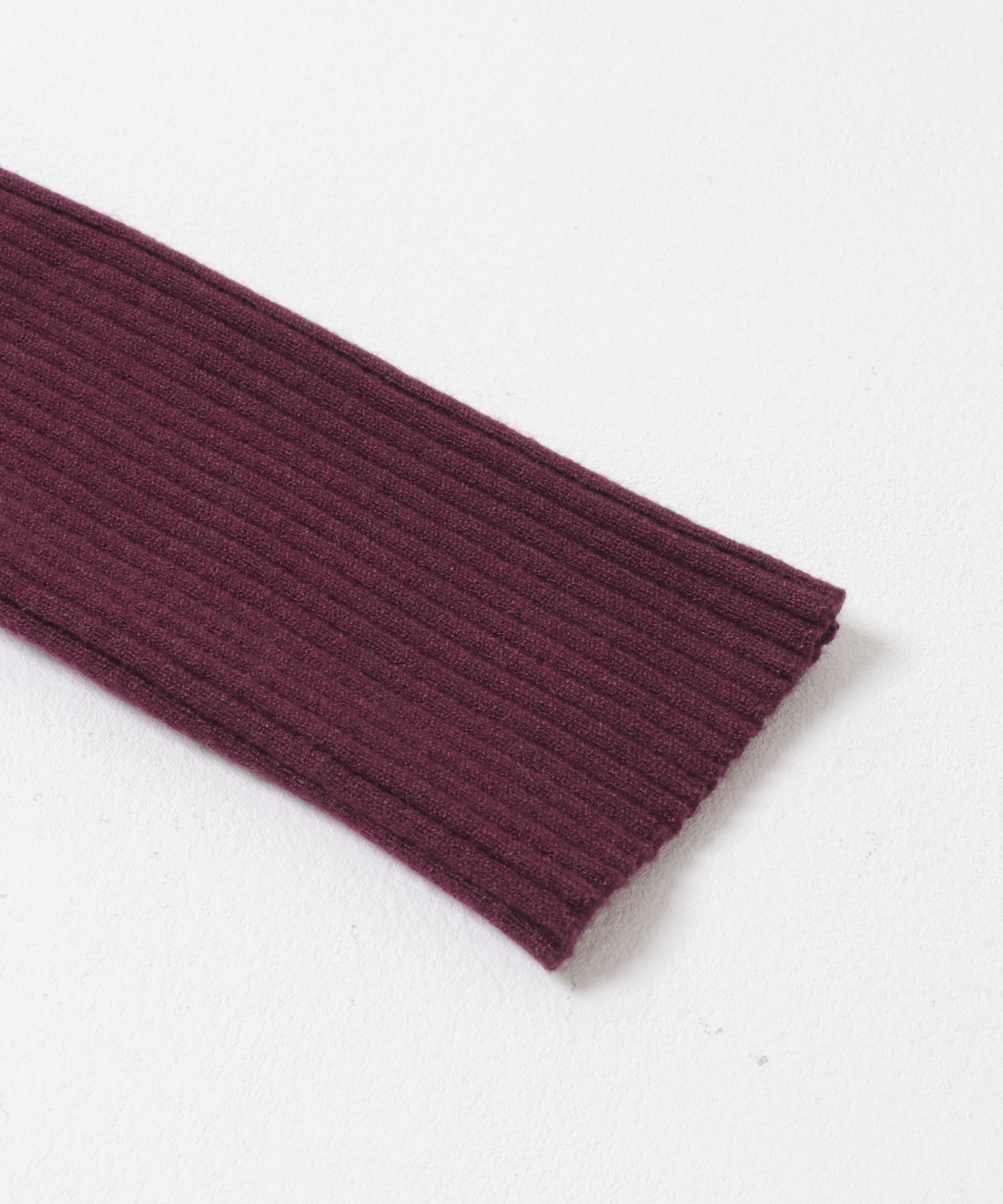 ストレッチリブハイネックセーター BORDEAUX one