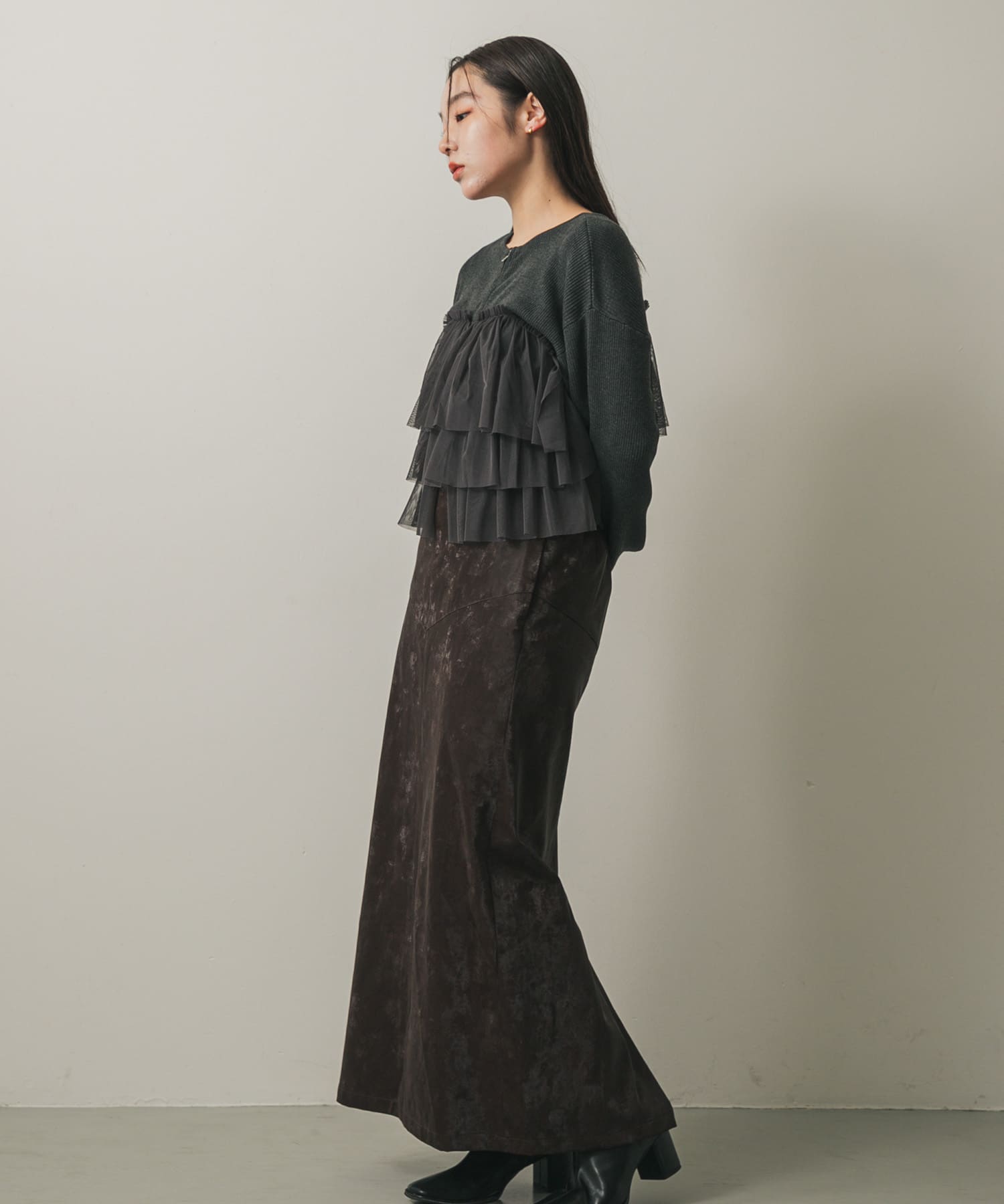 ダブルジップフリルニットカーデ