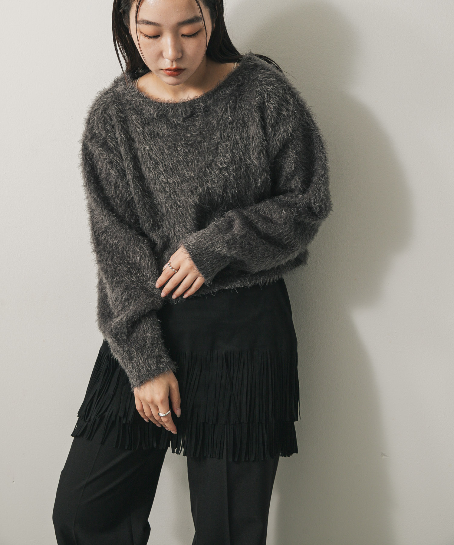 GRAY