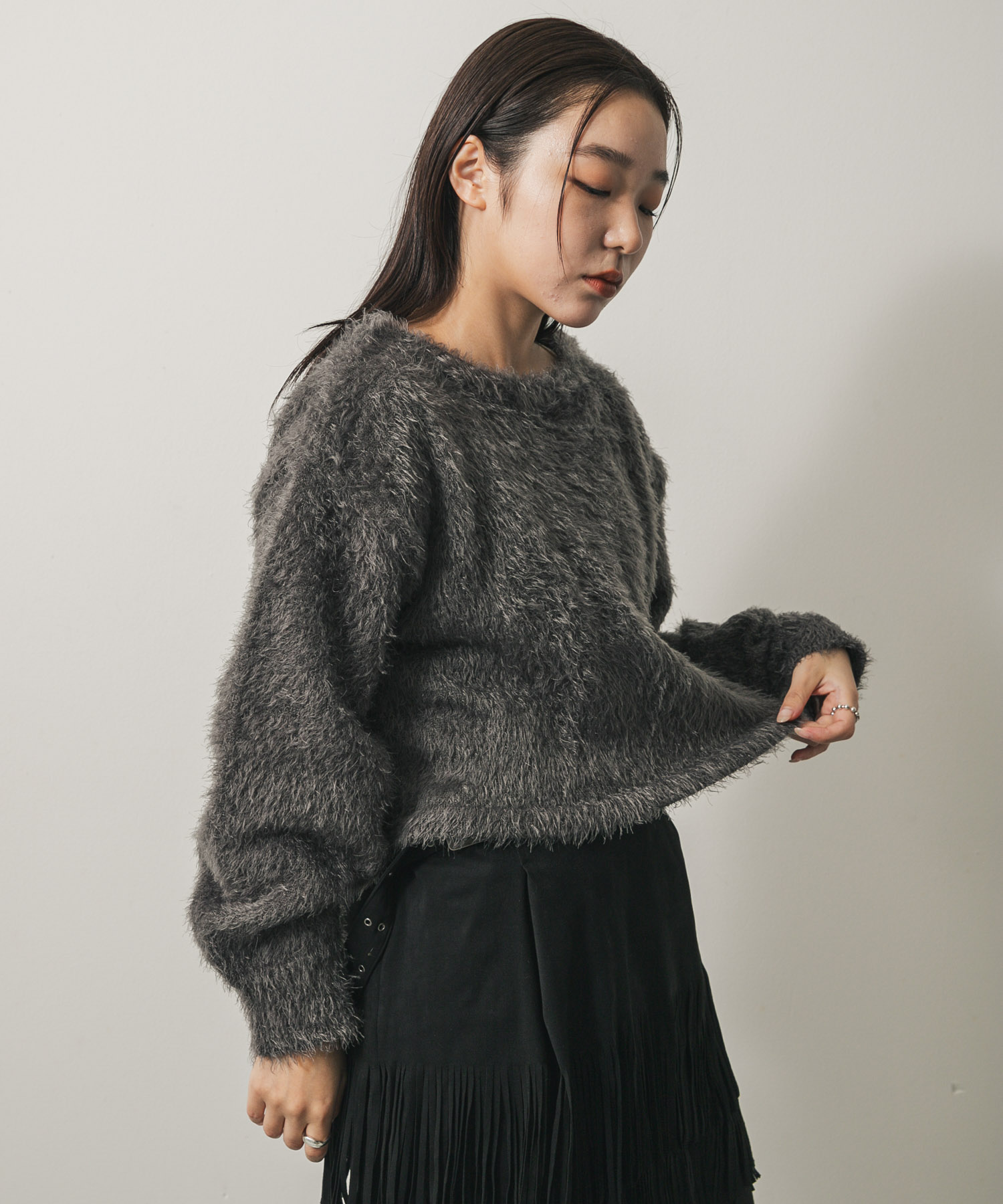 GRAY