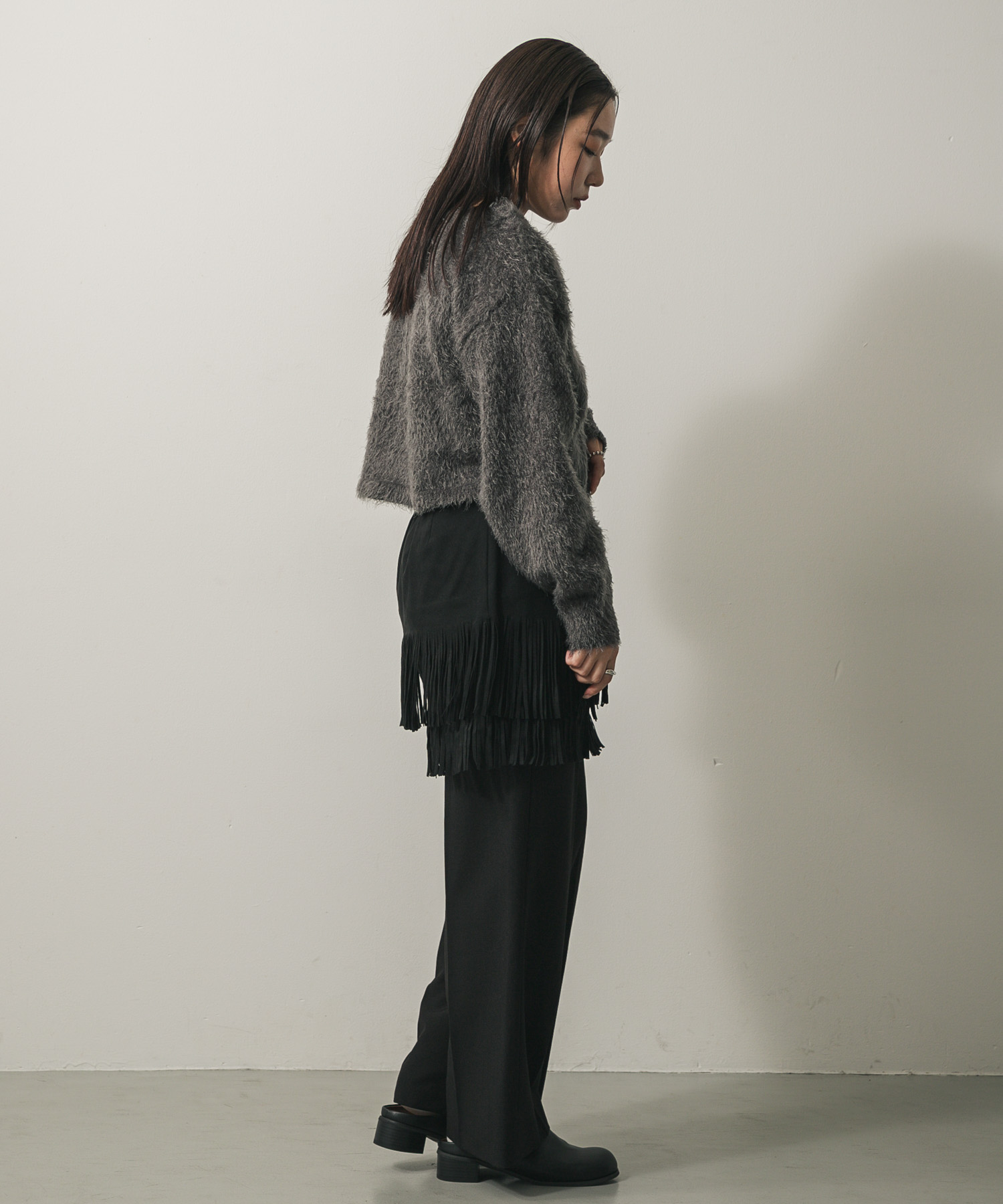 GRAY