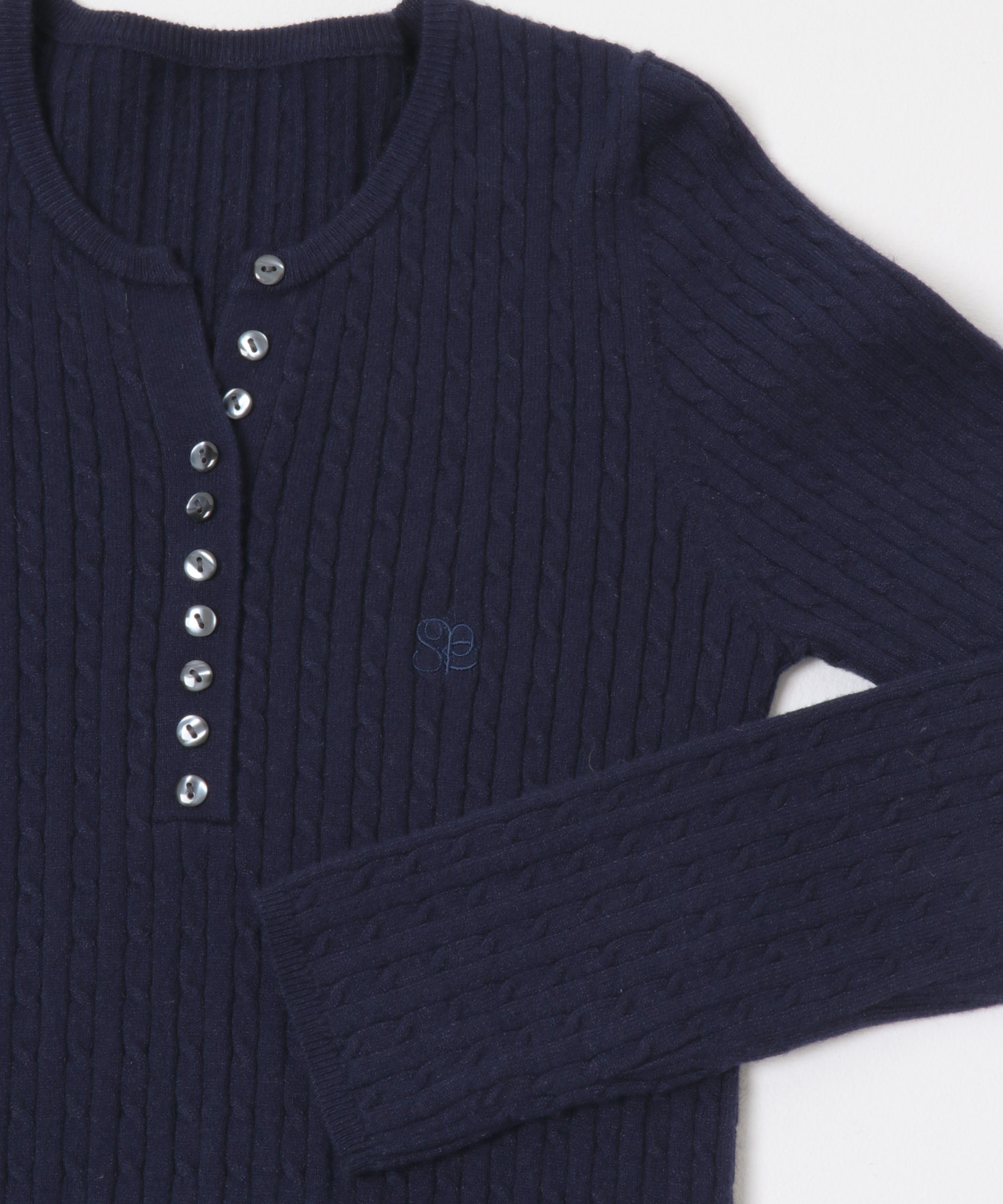 シシュウヘンリーネックミニケーブルセーター NAVY One
