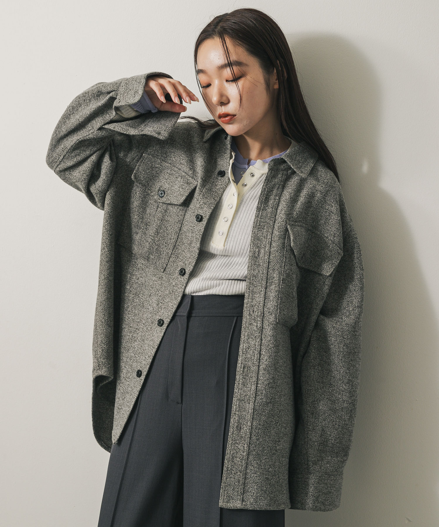 GRY×WHT