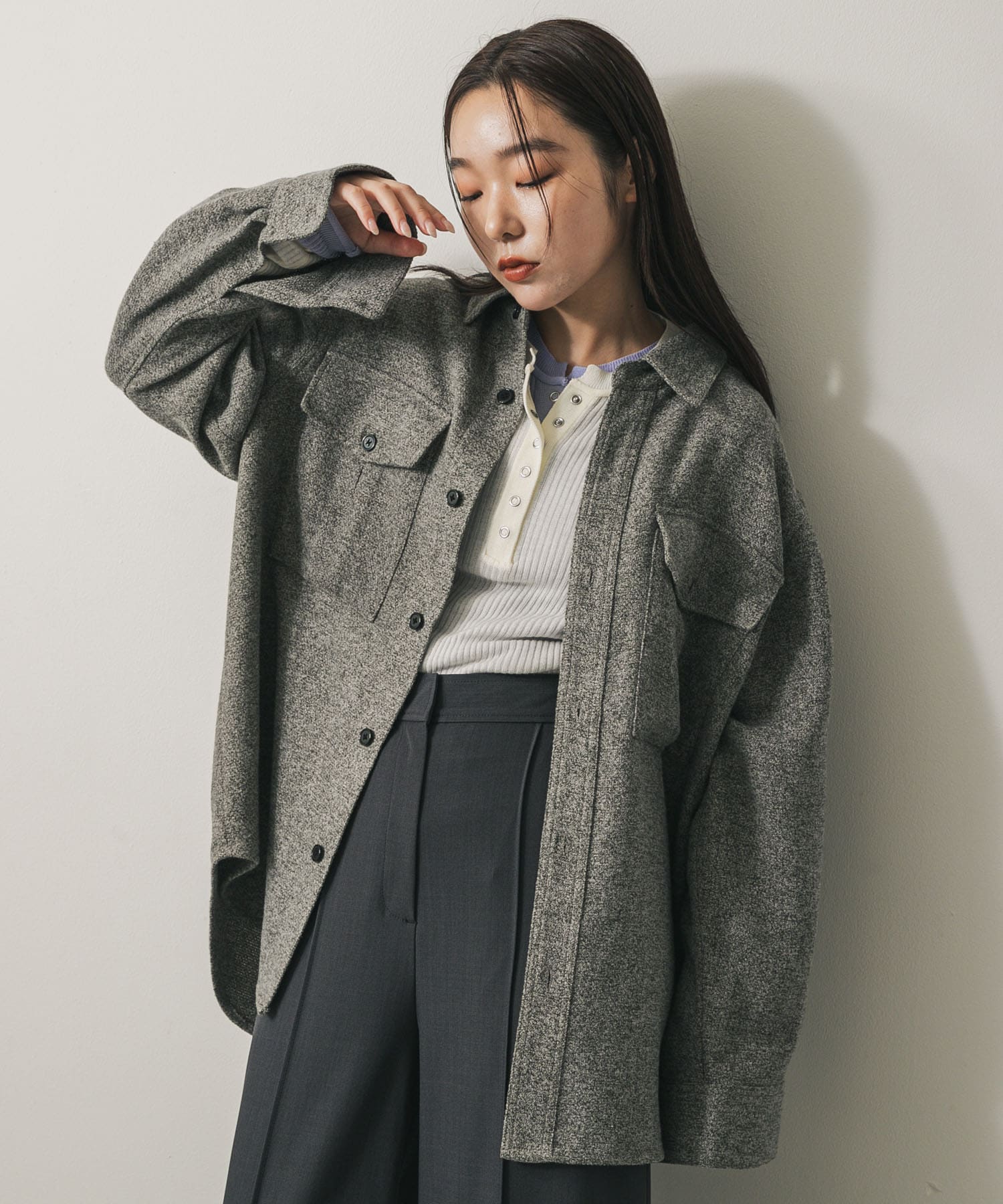 GRY×WHT