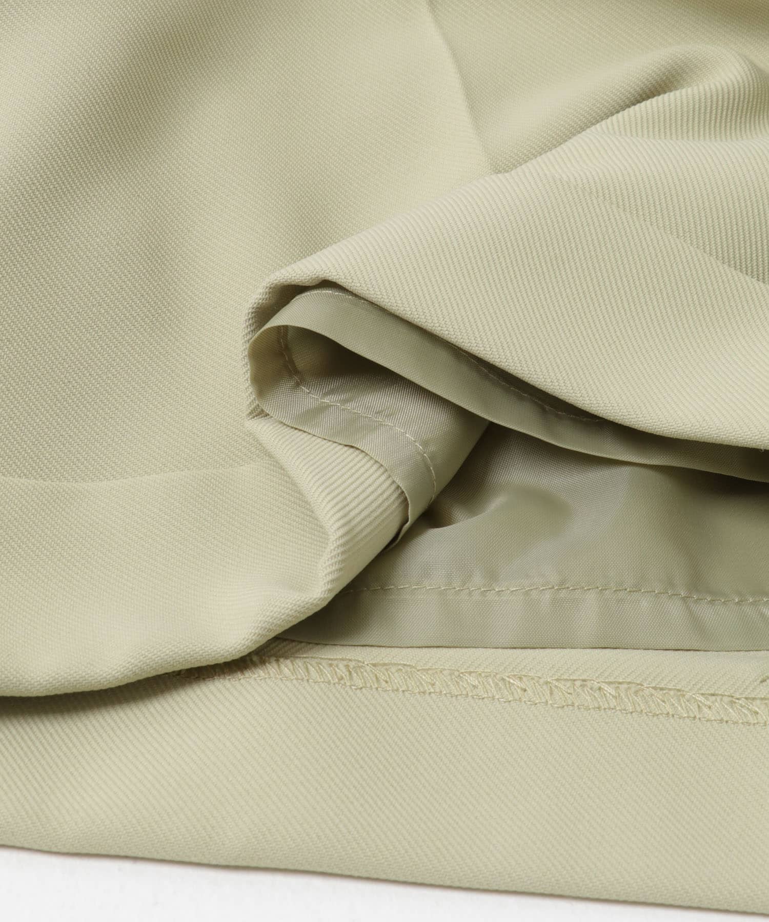 Y.BEIGE