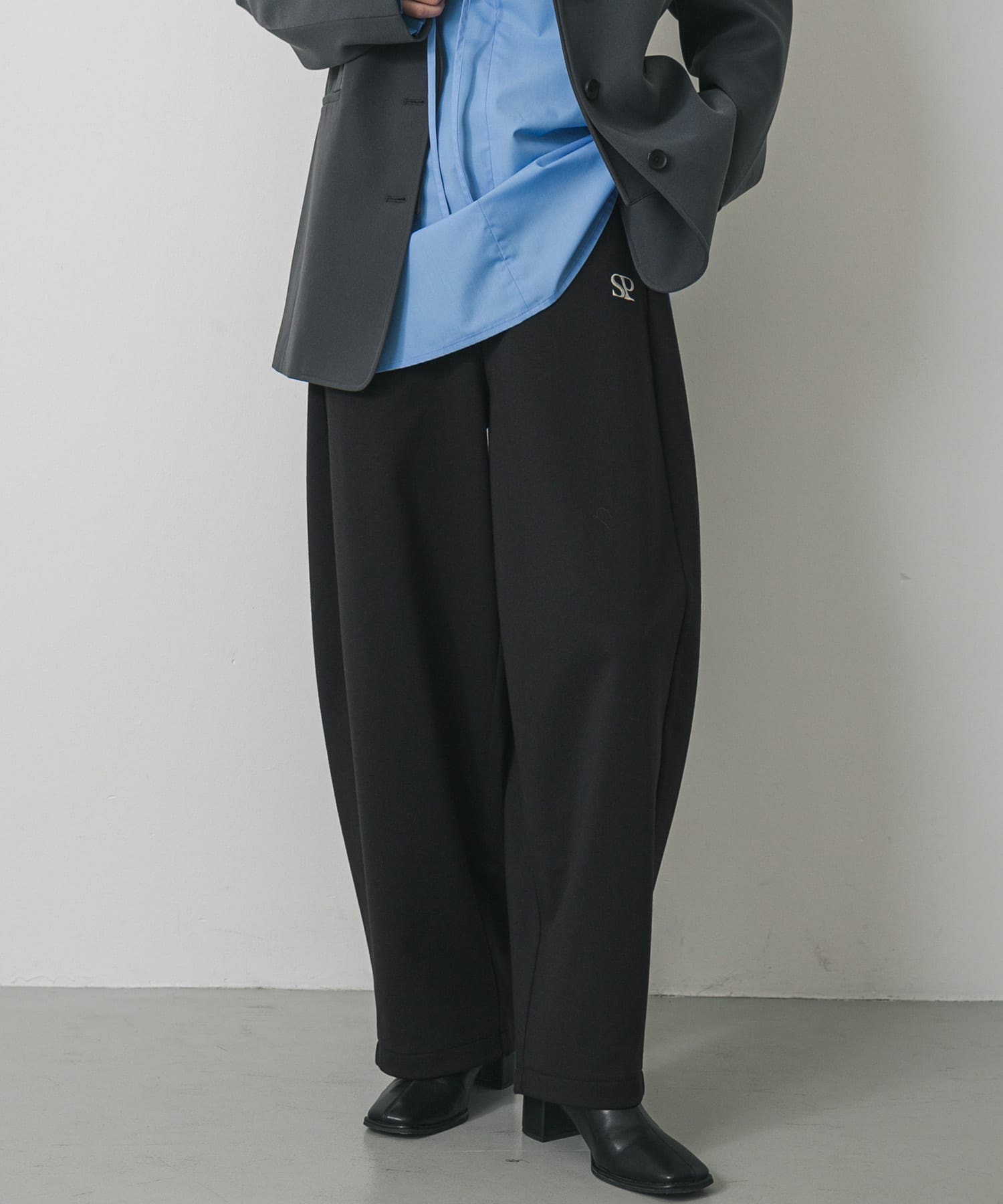 ワンポイントシシュウスウェットパンツ