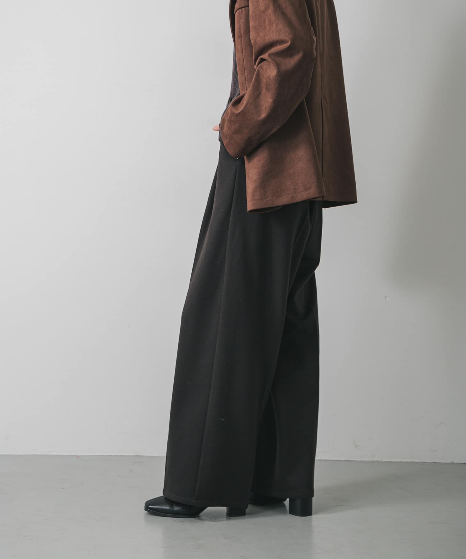 『BLACK, TALLサイズ/WEB限定』ジャージーストレートスラックス