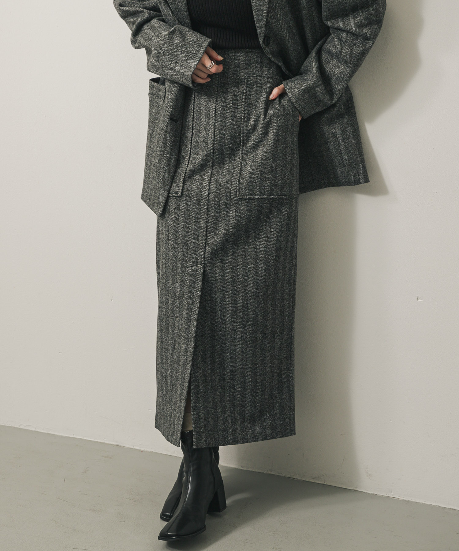 BLK×WHT