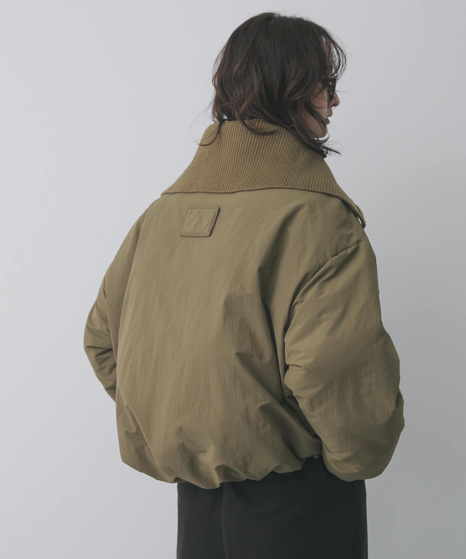 ビッグカラーショートパフジャケット(One KHAKI): アウター｜URBAN