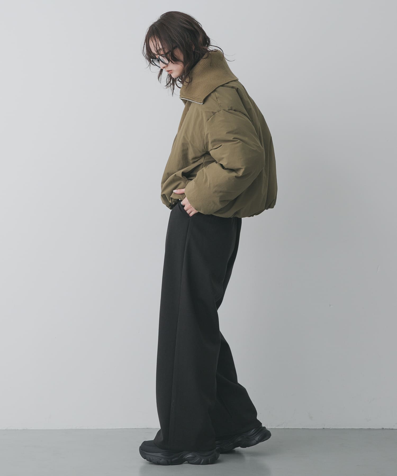 KHAKI