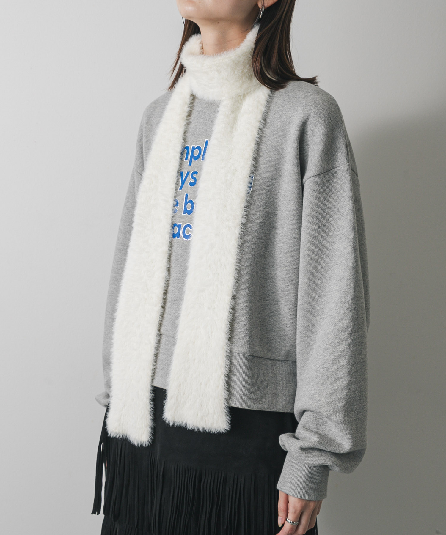 OFF WHITE