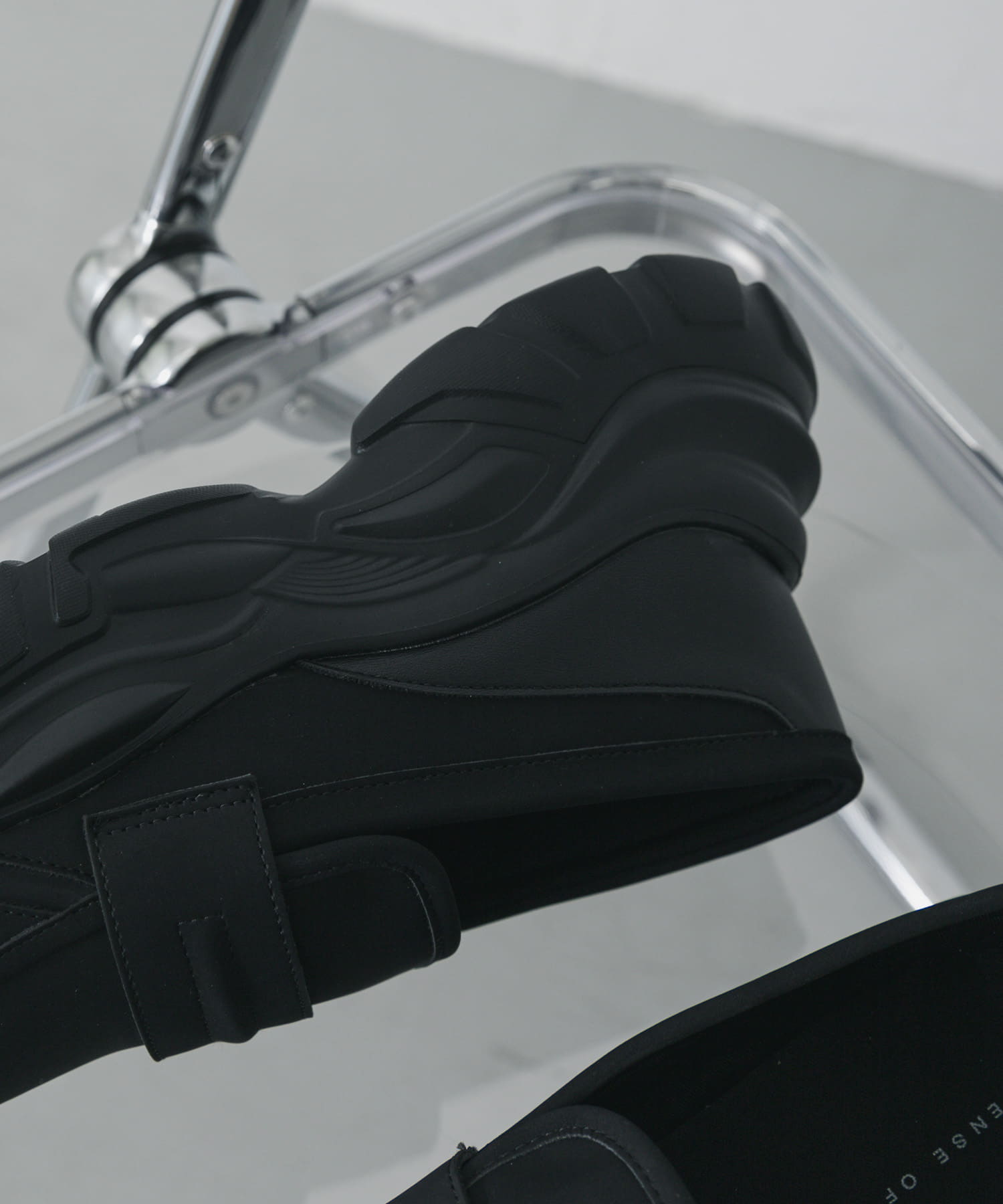 『軽量』スニーカーソールローファー BLACK M