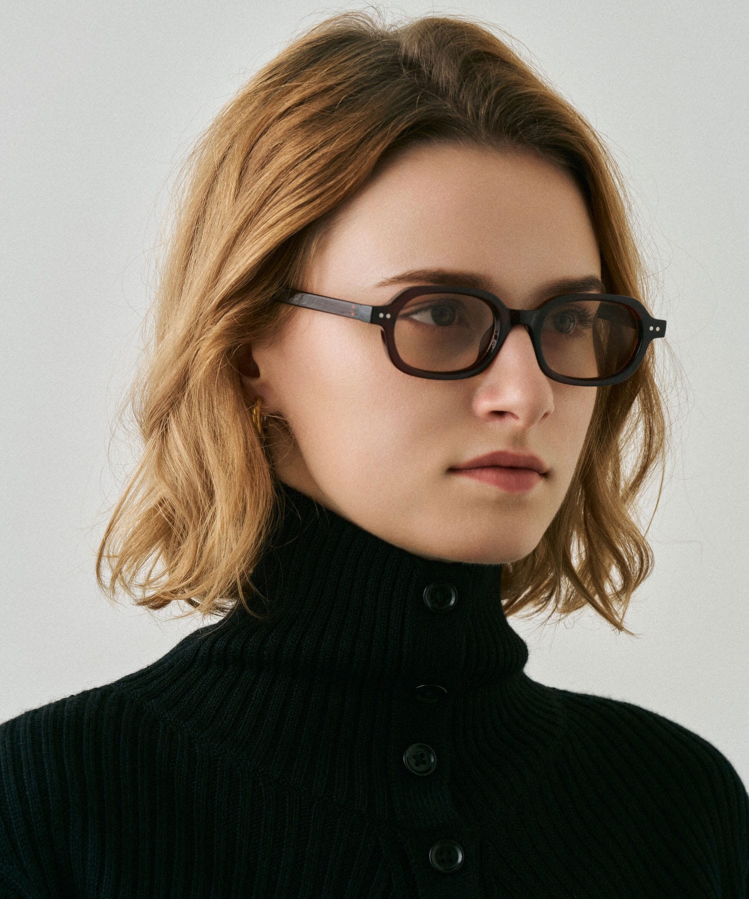 NUEF　nuef0151 BROWN One