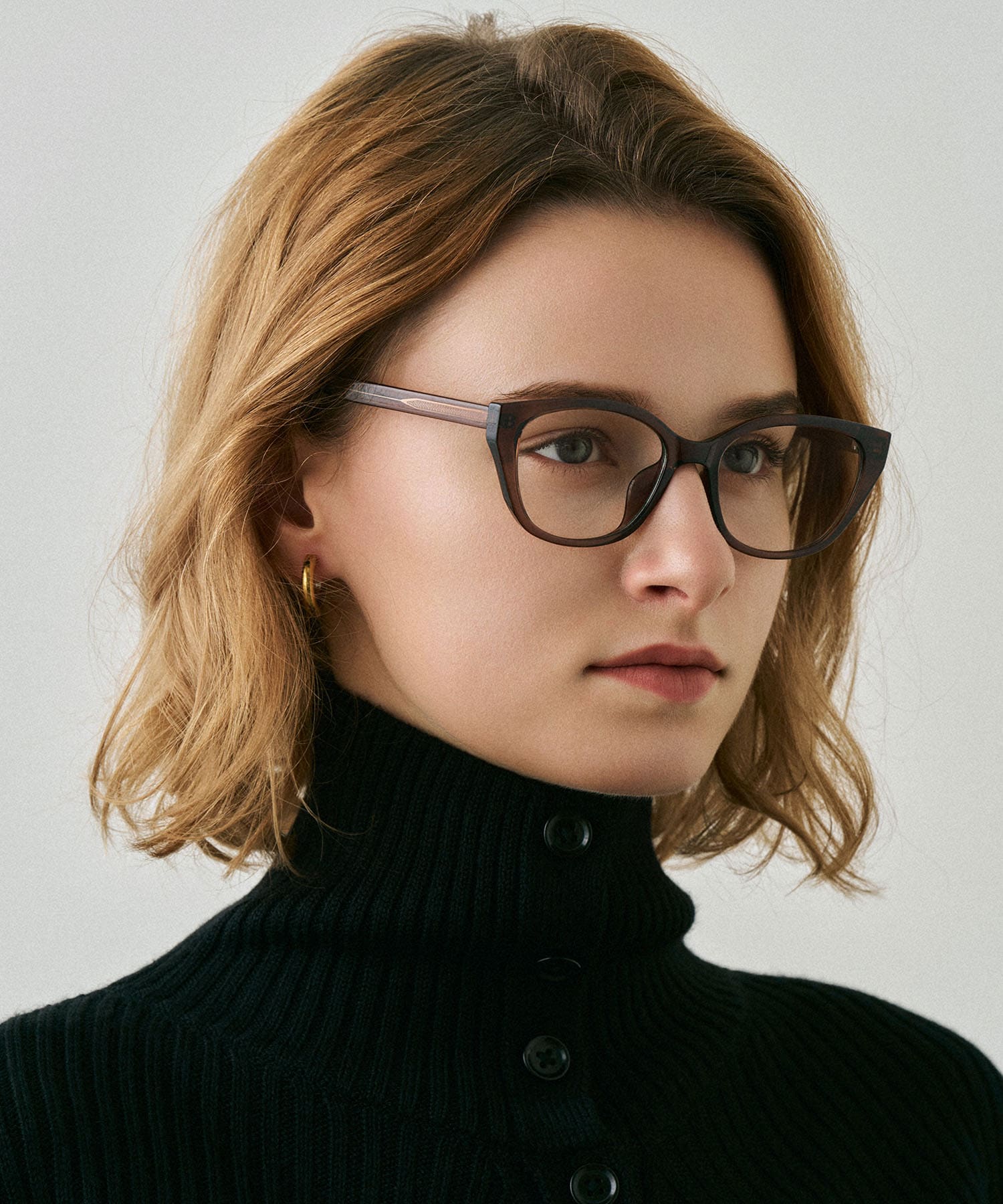 NUEF　nuef0133 BROWN One