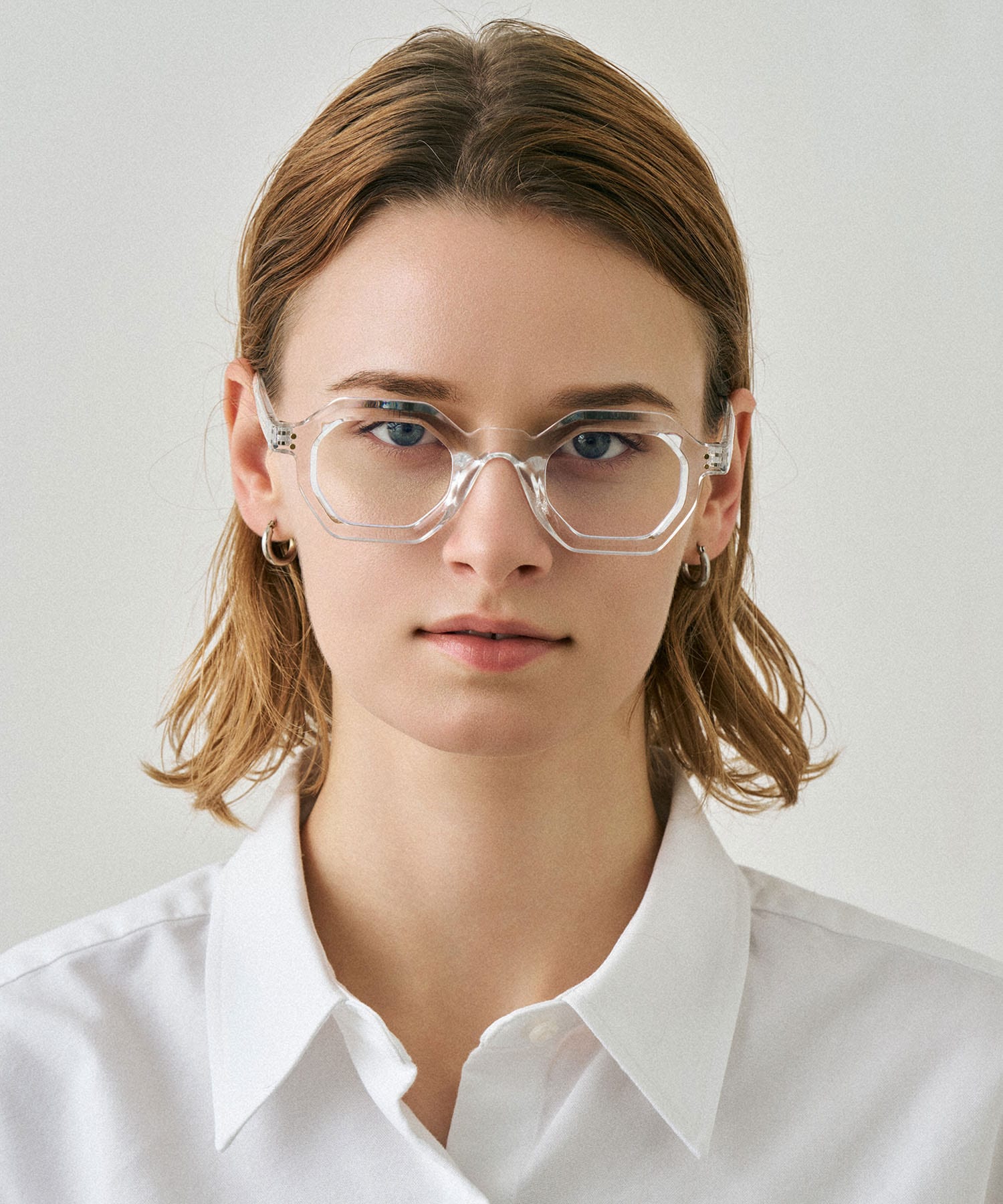 NUEF　nuef0132 CLEAR One