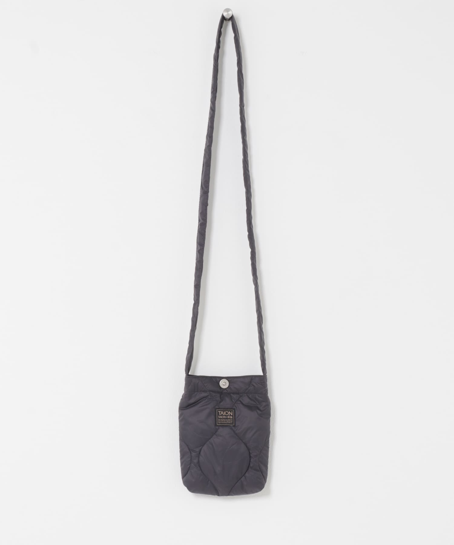 TAION　ミリタリークロスボディダウンバッグS D.CHARCOAL One