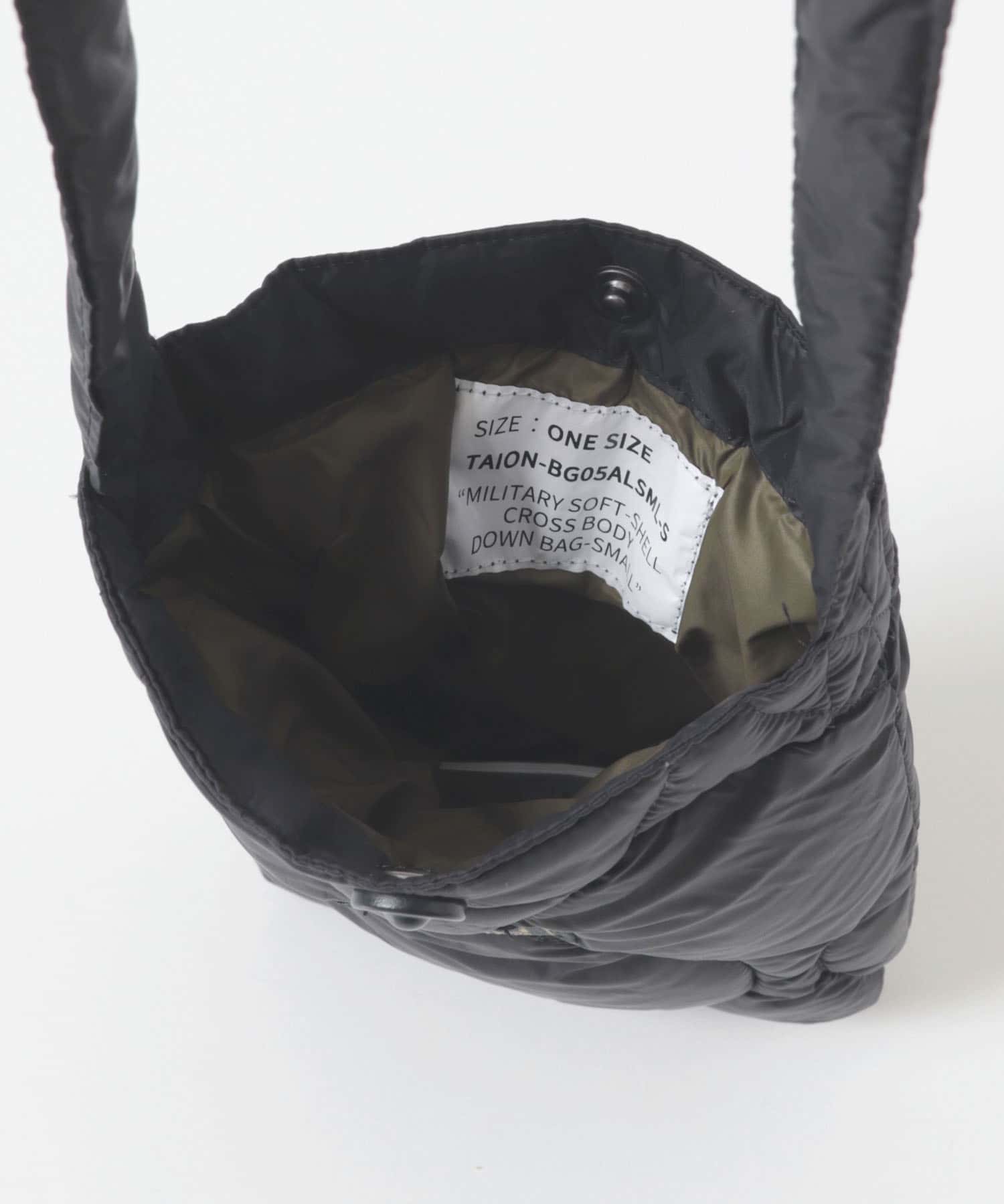 TAION　ミリタリークロスボディダウンバッグS BLACK One
