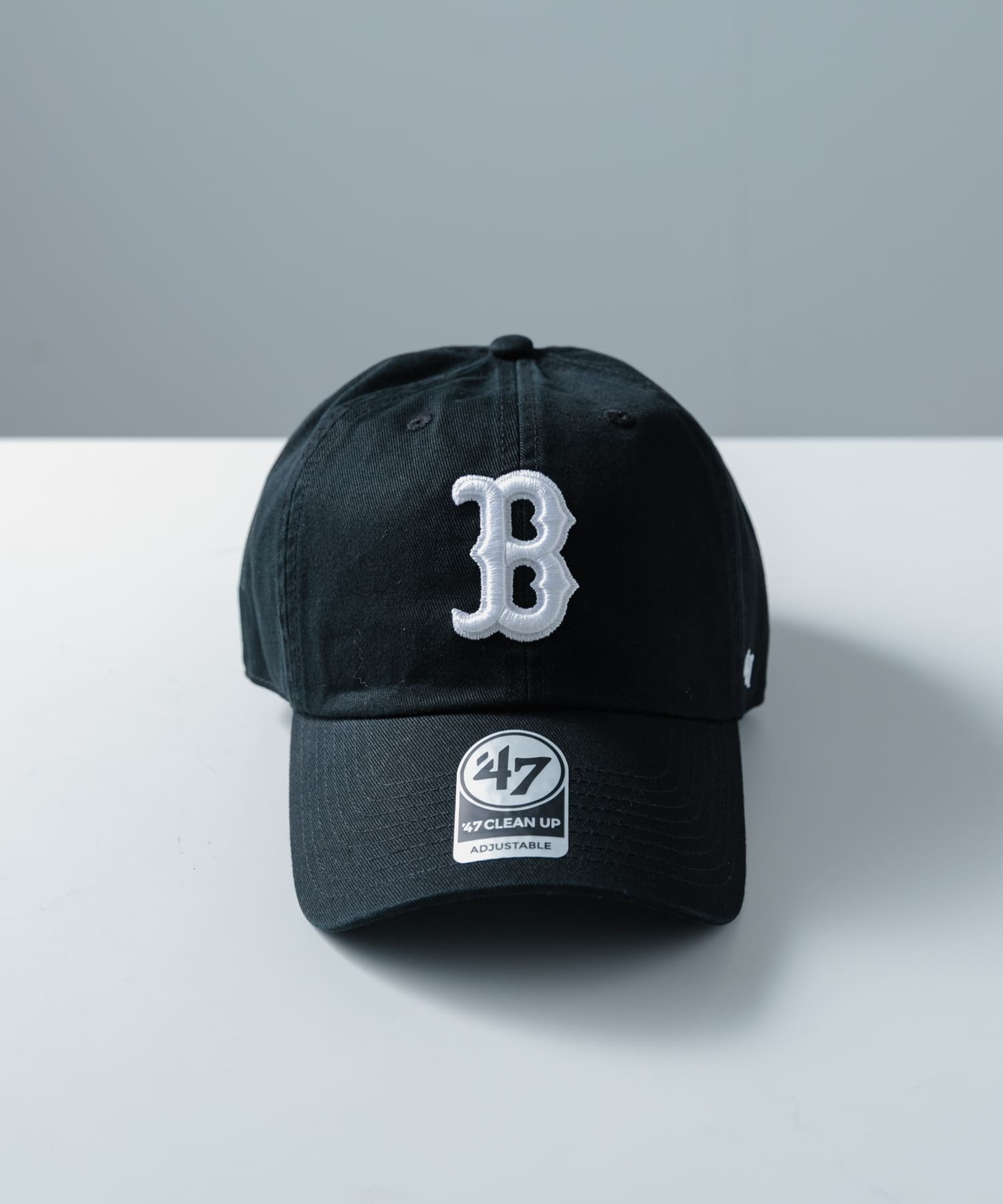 BLK×WHT