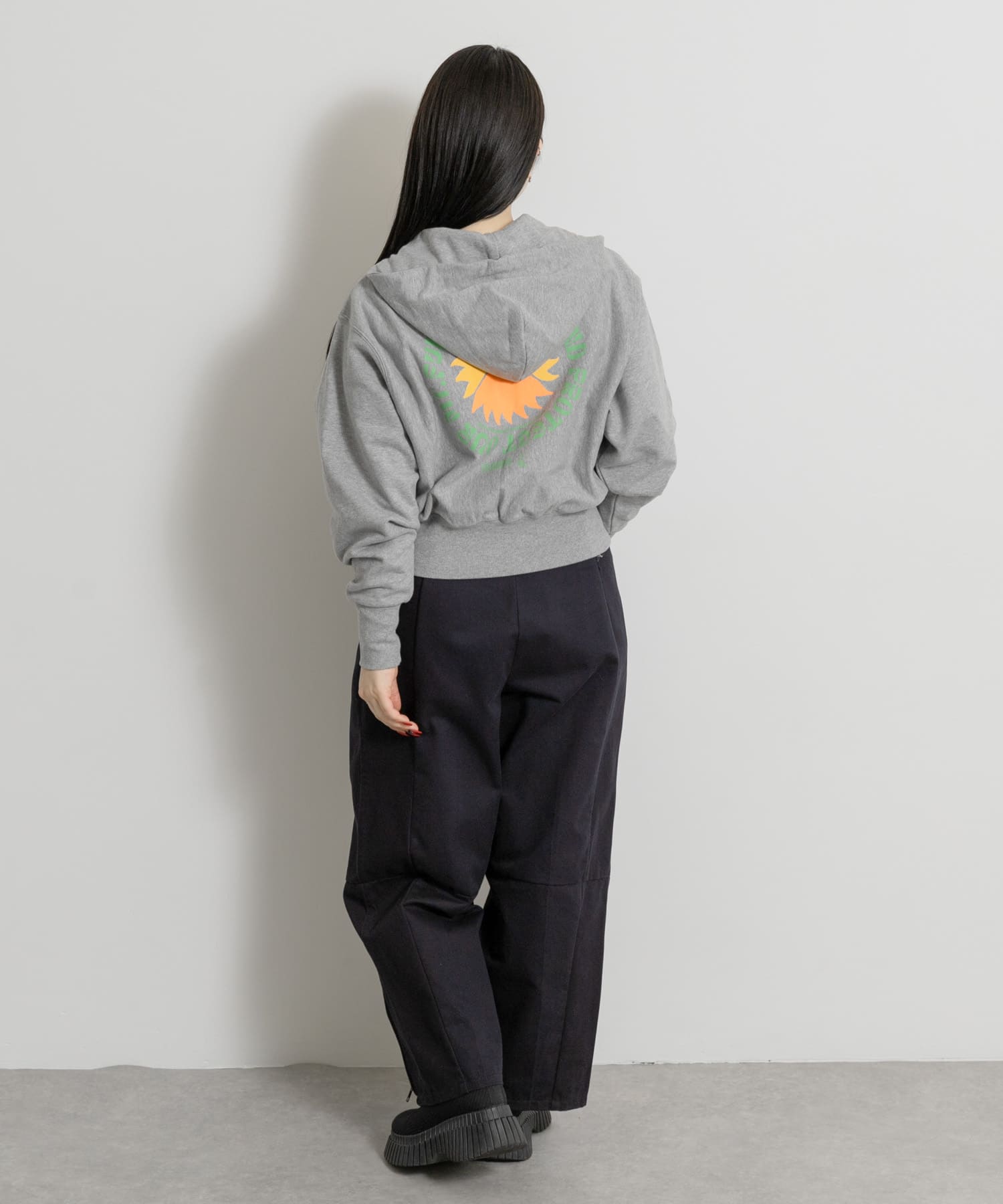 GRAY