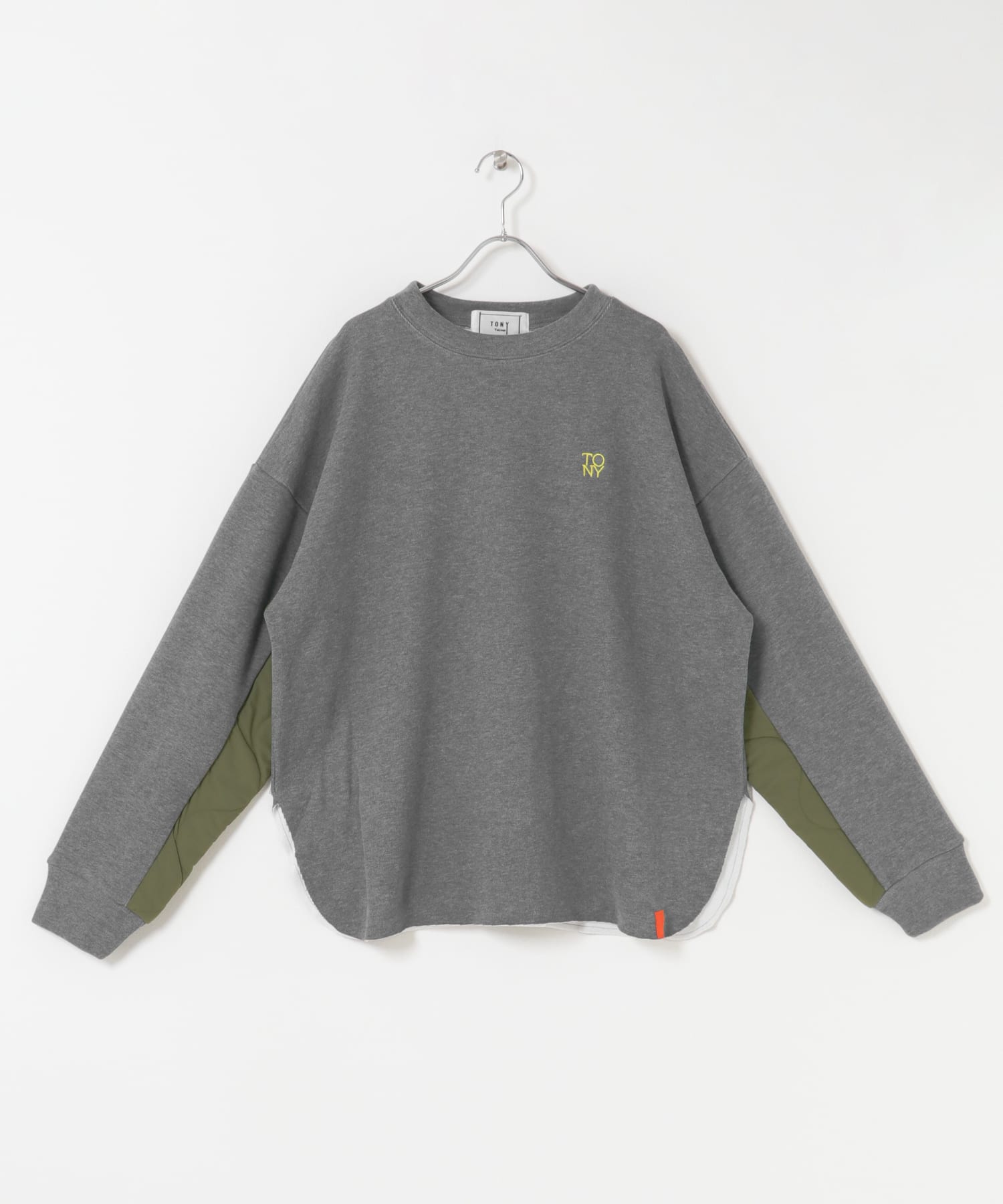 neith. ROSE STUDS T-SHIRTS グレー Last3】Rose Studs T-shirts(Gray） – neith.onlinestore