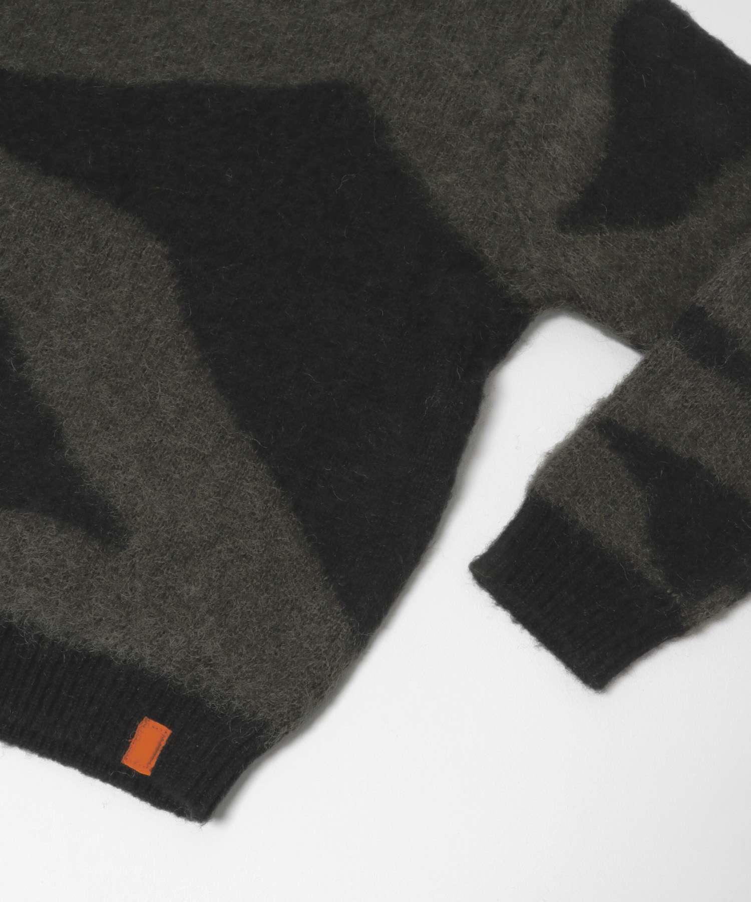 TONY　Marble Knit Crew BLK×OLV M