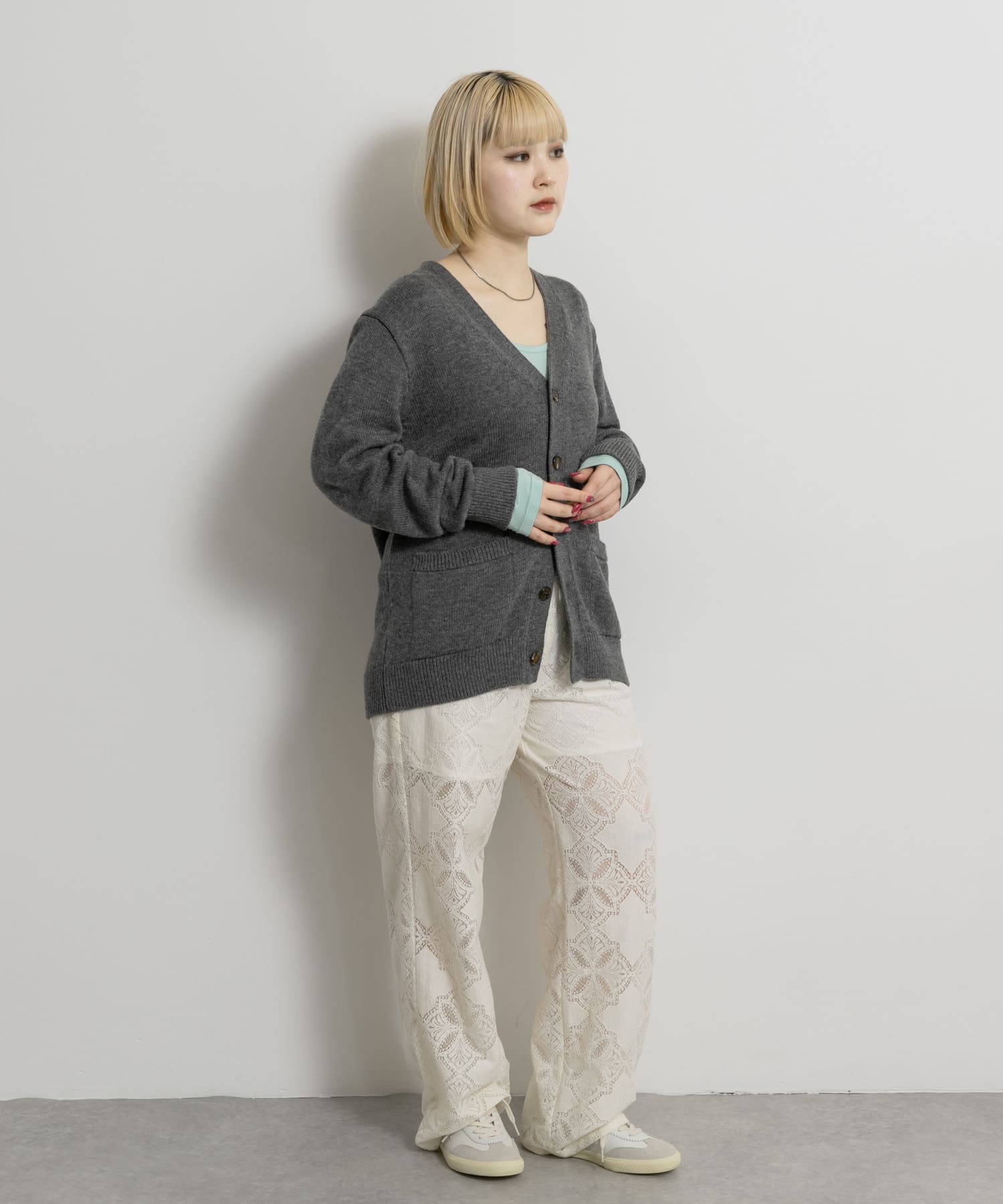 身長 : 156cm サイズ : 3