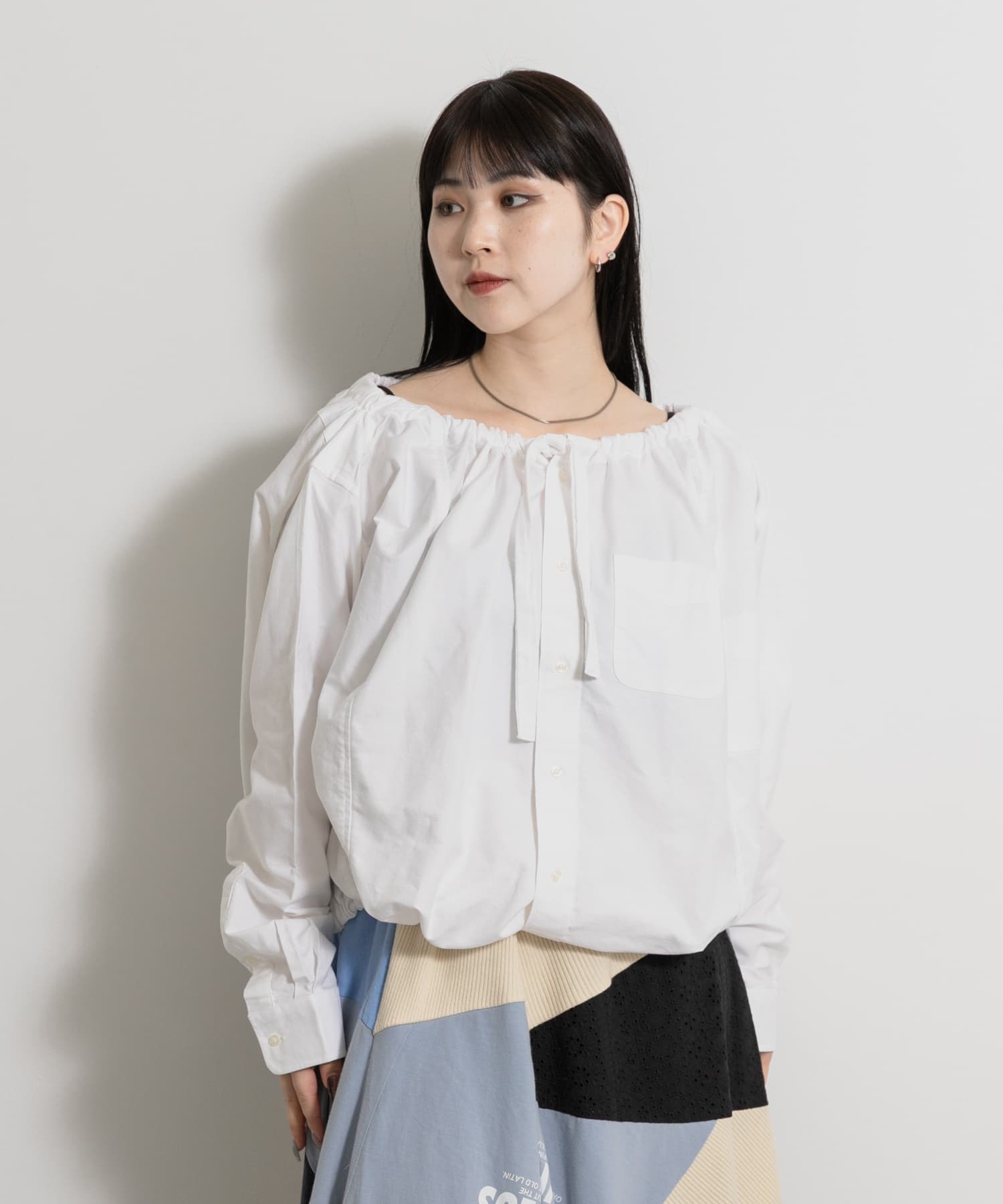 身長 : 156cm サイズ : one