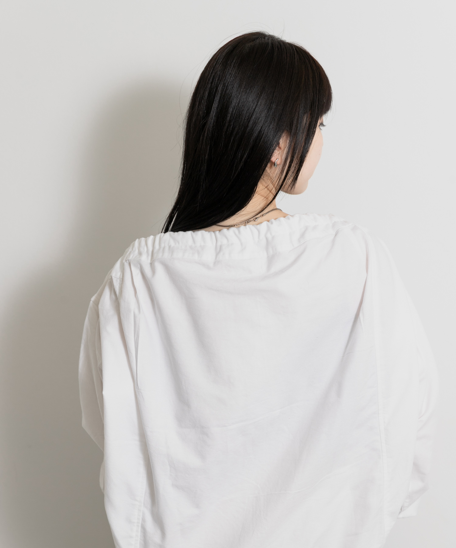 身長 : 156cm サイズ : one
