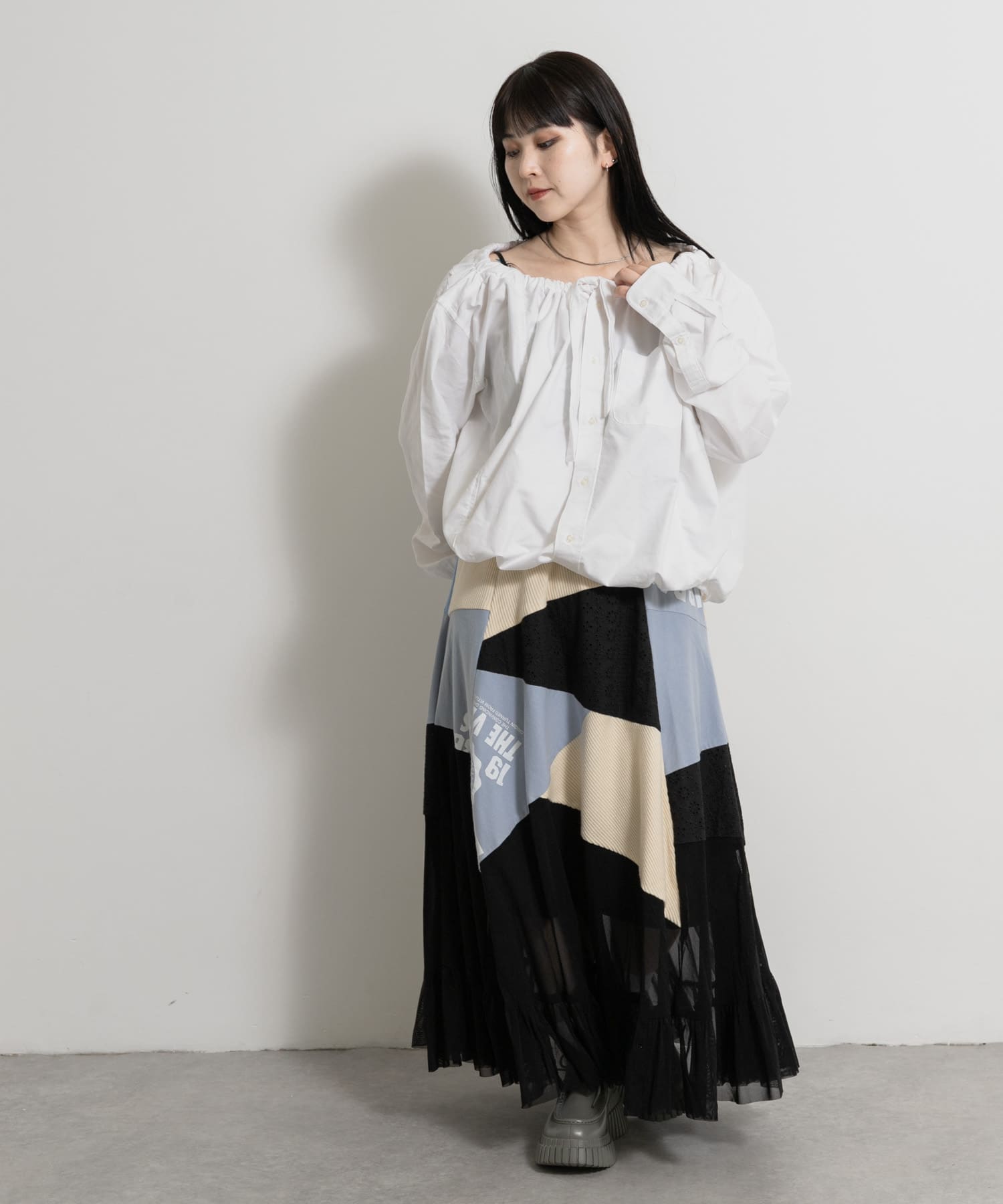 身長 : 156cm サイズ : one