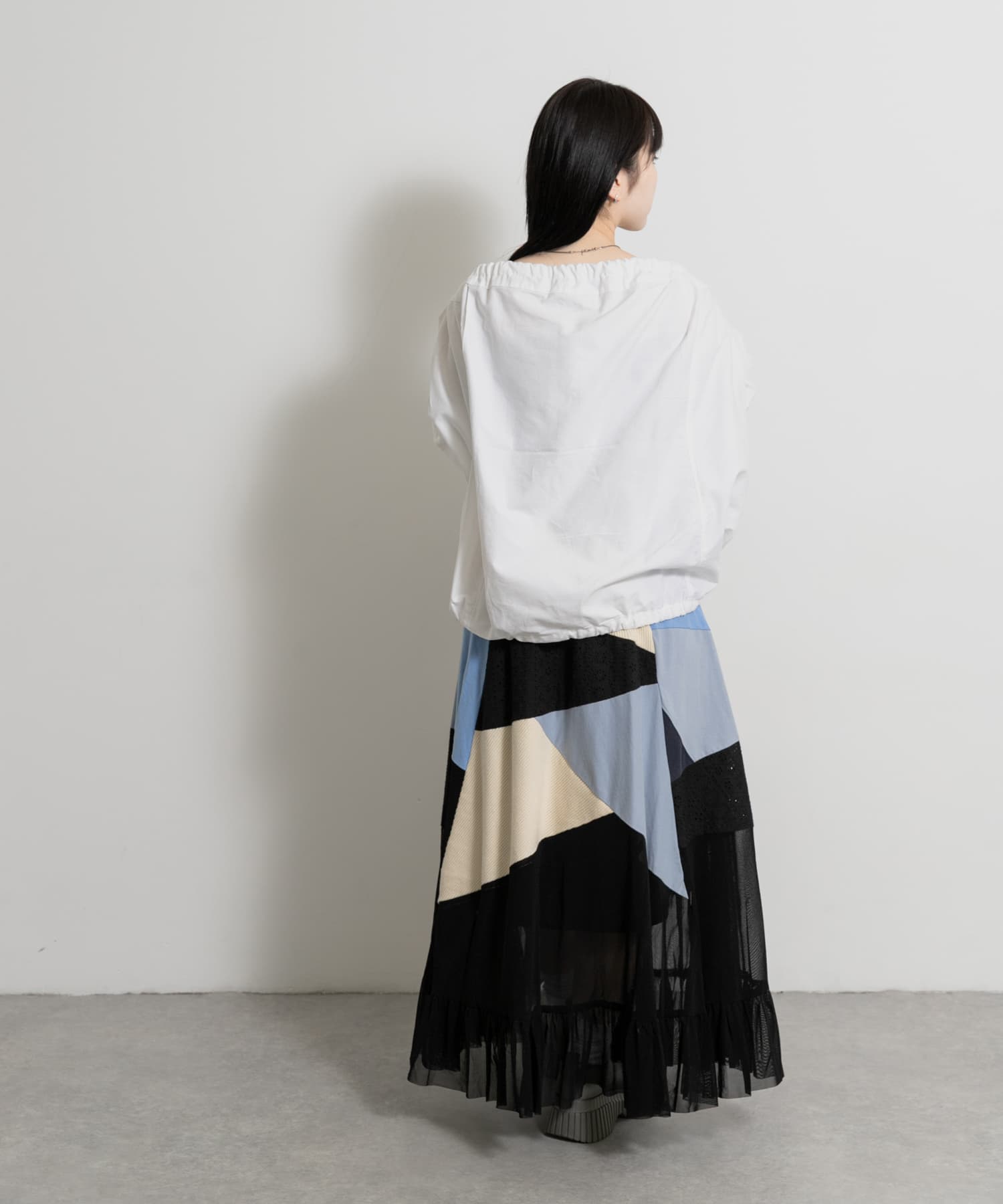 身長 : 156cm サイズ : one