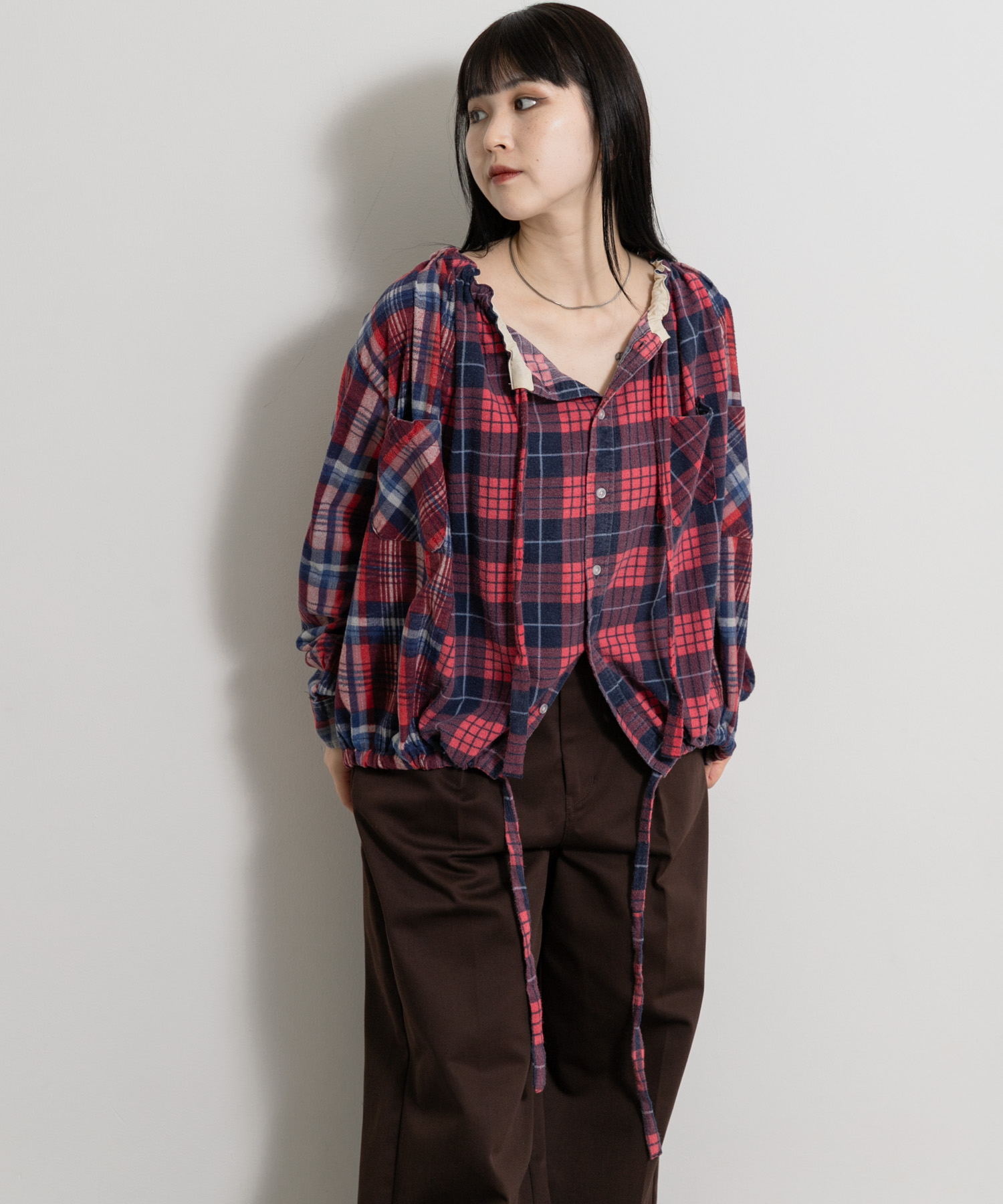 身長 : 156cm サイズ : one