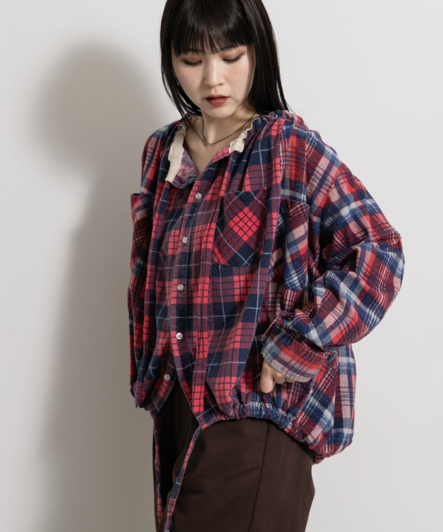 身長 : 156cm サイズ : one