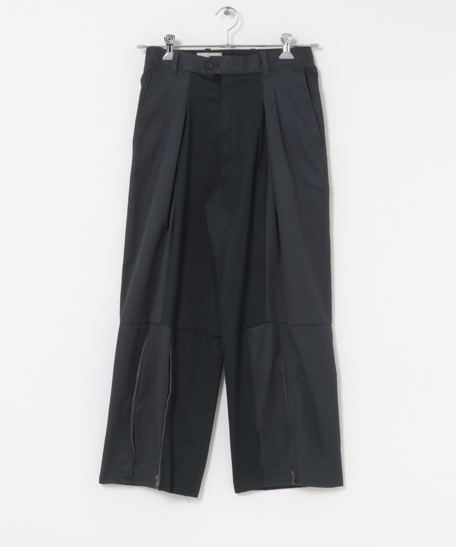 77circa　make zip hem khaki trousers