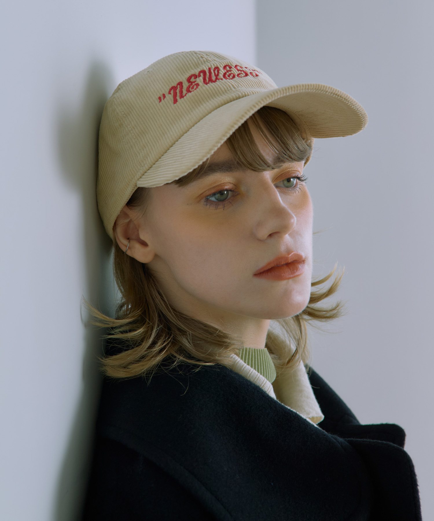 beige