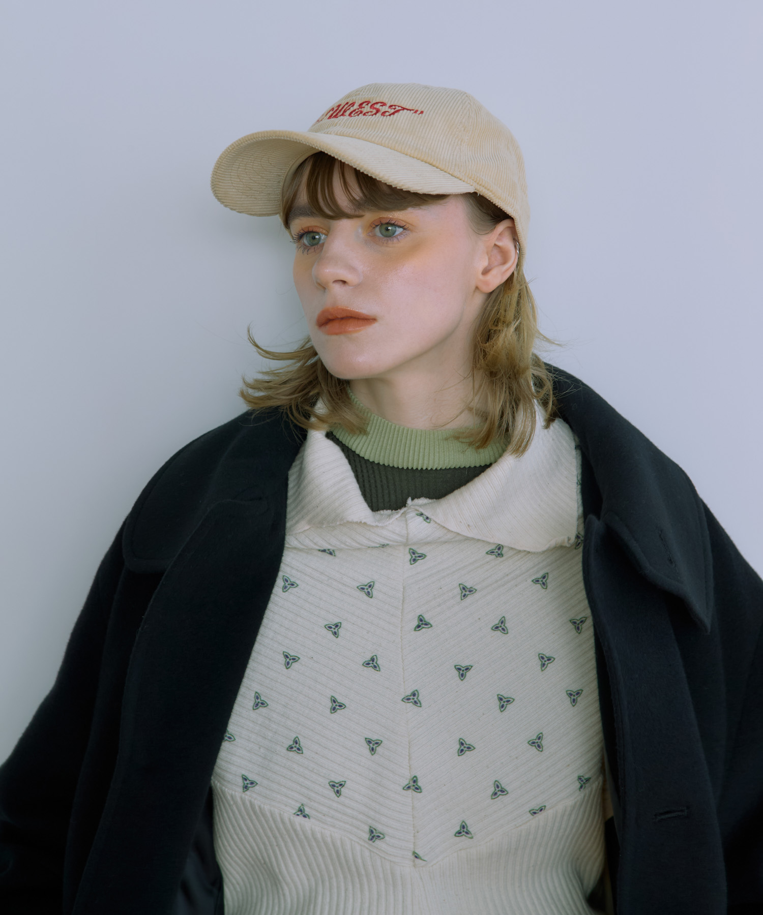 beige