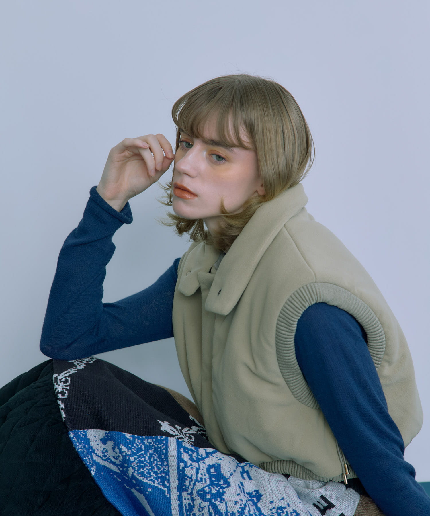 BEIGE