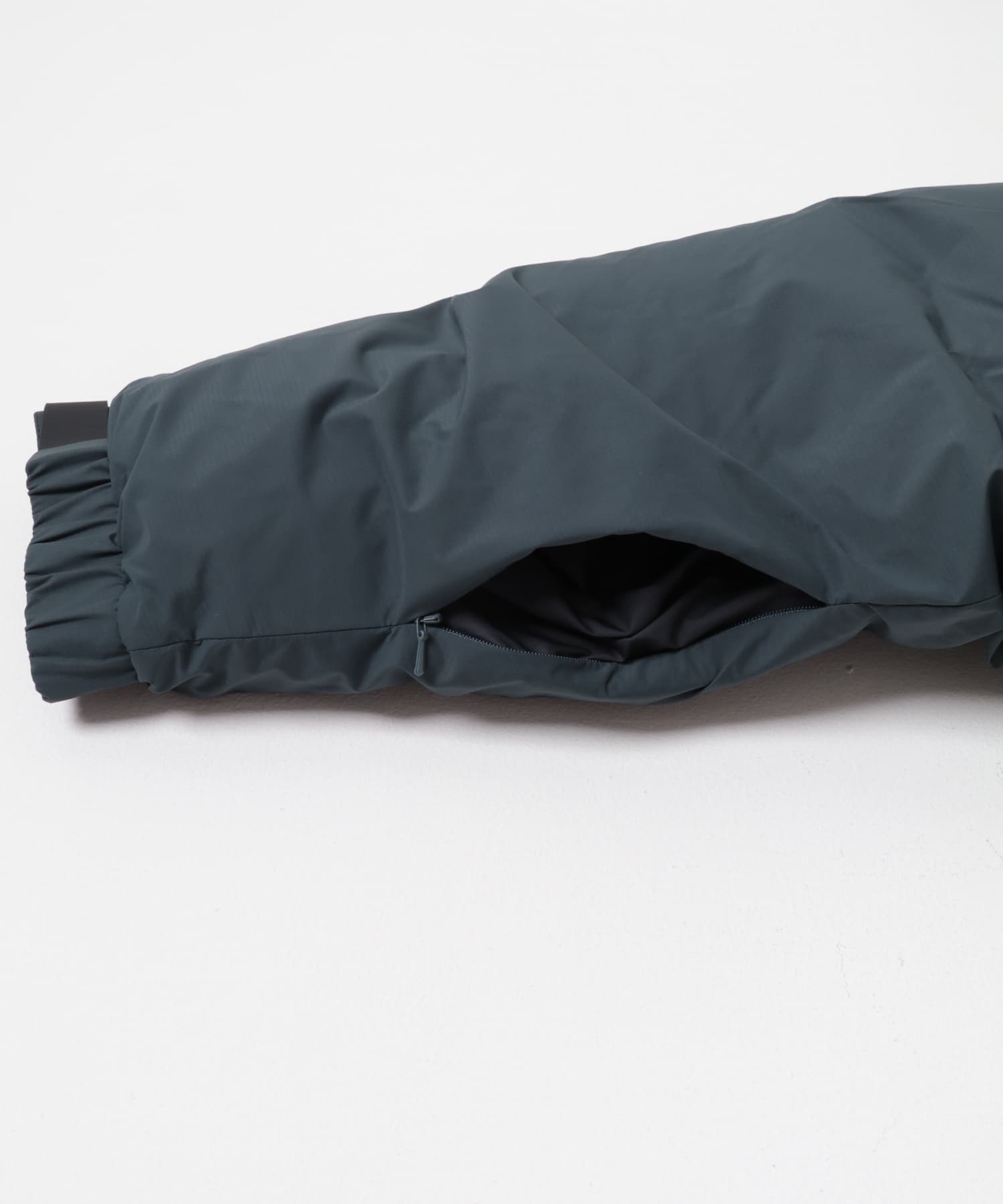 F/CE.　DETACHABLE HOODIE BOMB JK Navy S