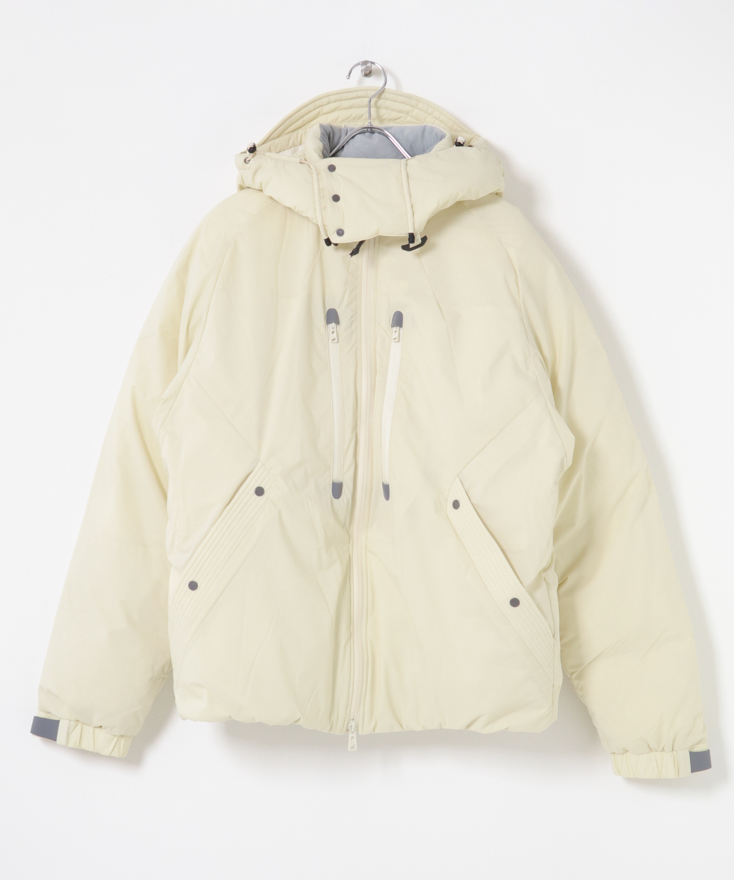 F/CE.　DETACHABLE HOODIE BOMB JK