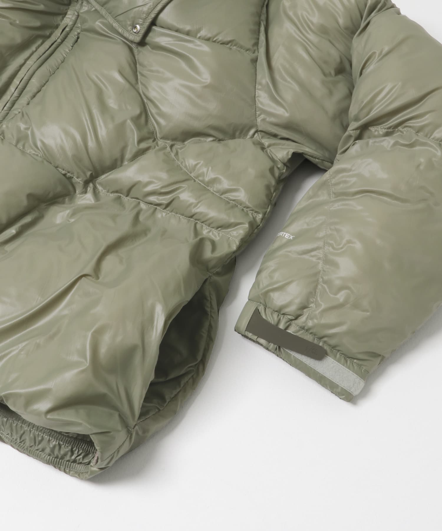 F/CE.　MINIMAL PADDING PARKA Olive M