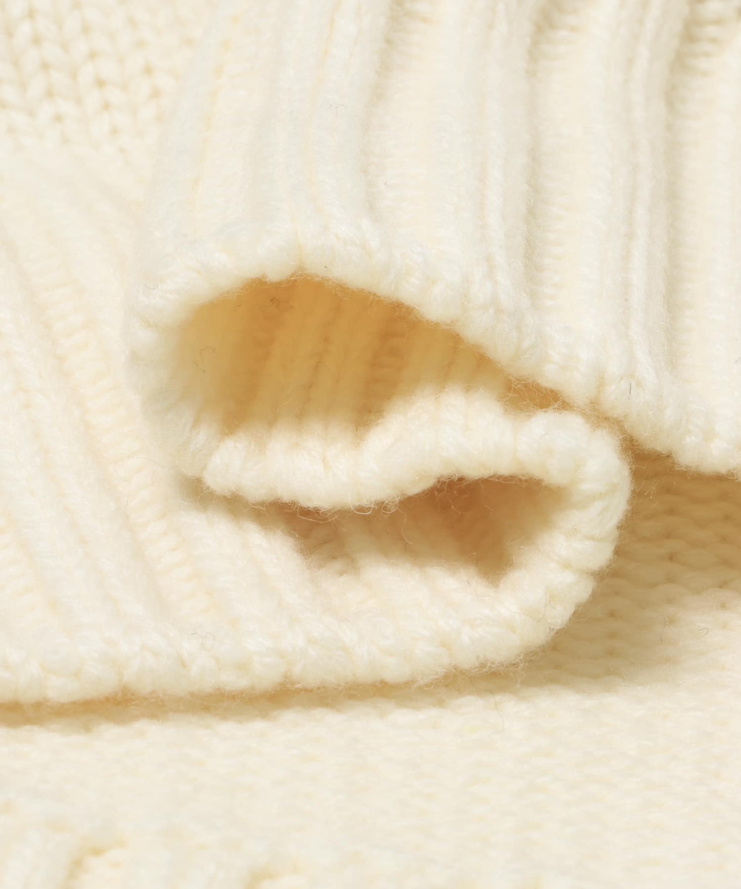 F/CE.　TEXTURE SHIFTED LINES KNIT Ivory S