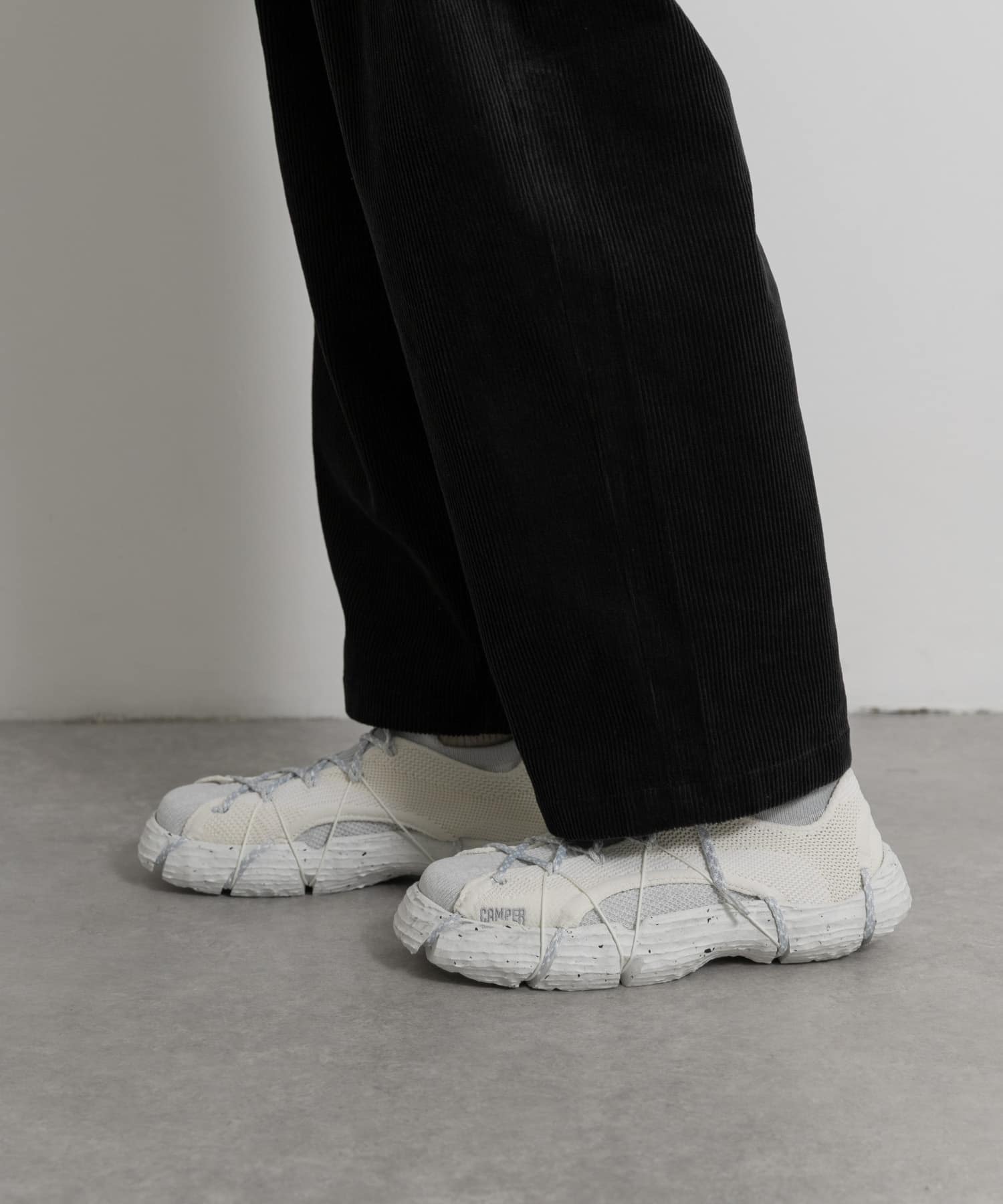 003WHT