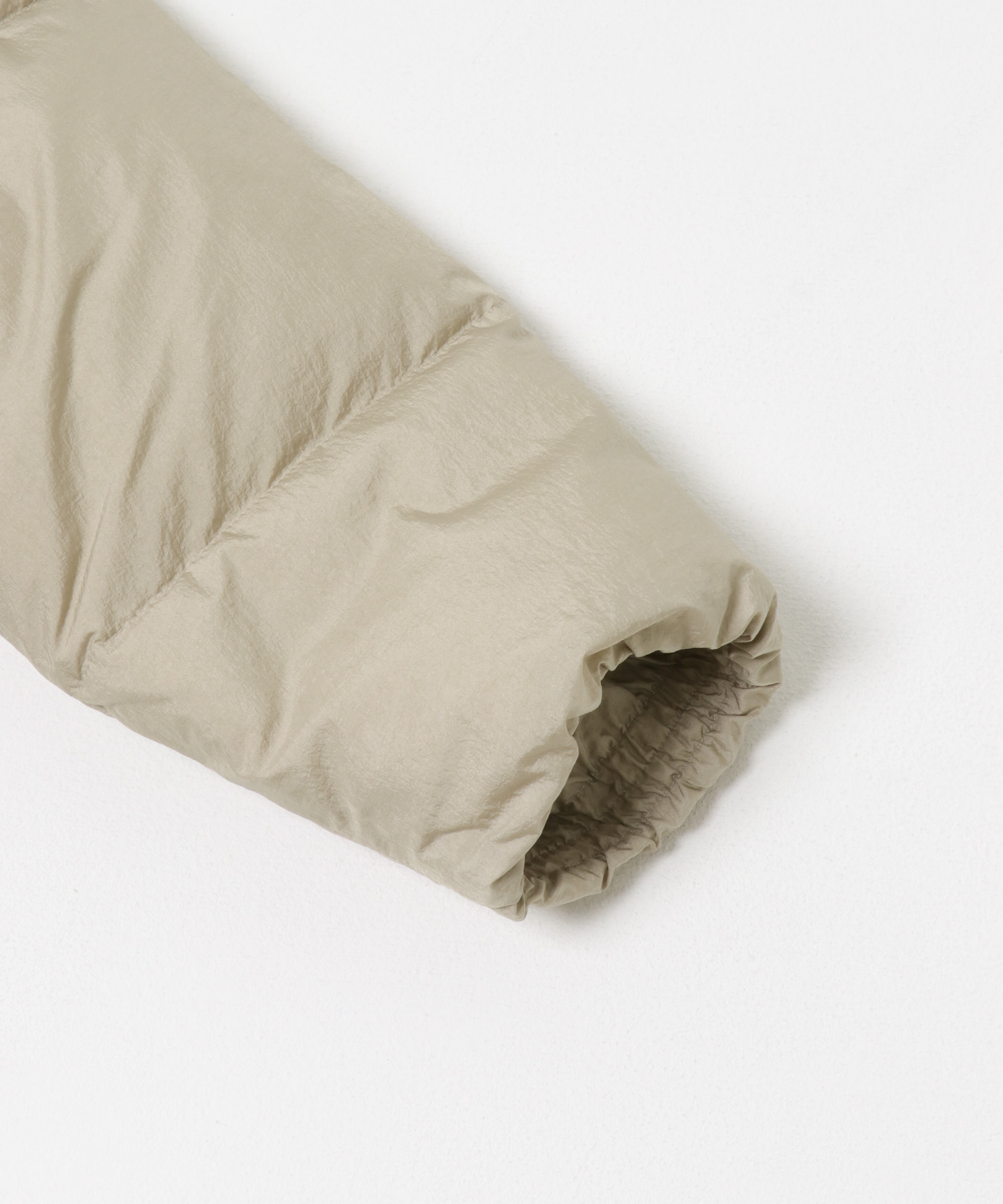 KWD　MIDDLE DOWN JACKET Latte FREE