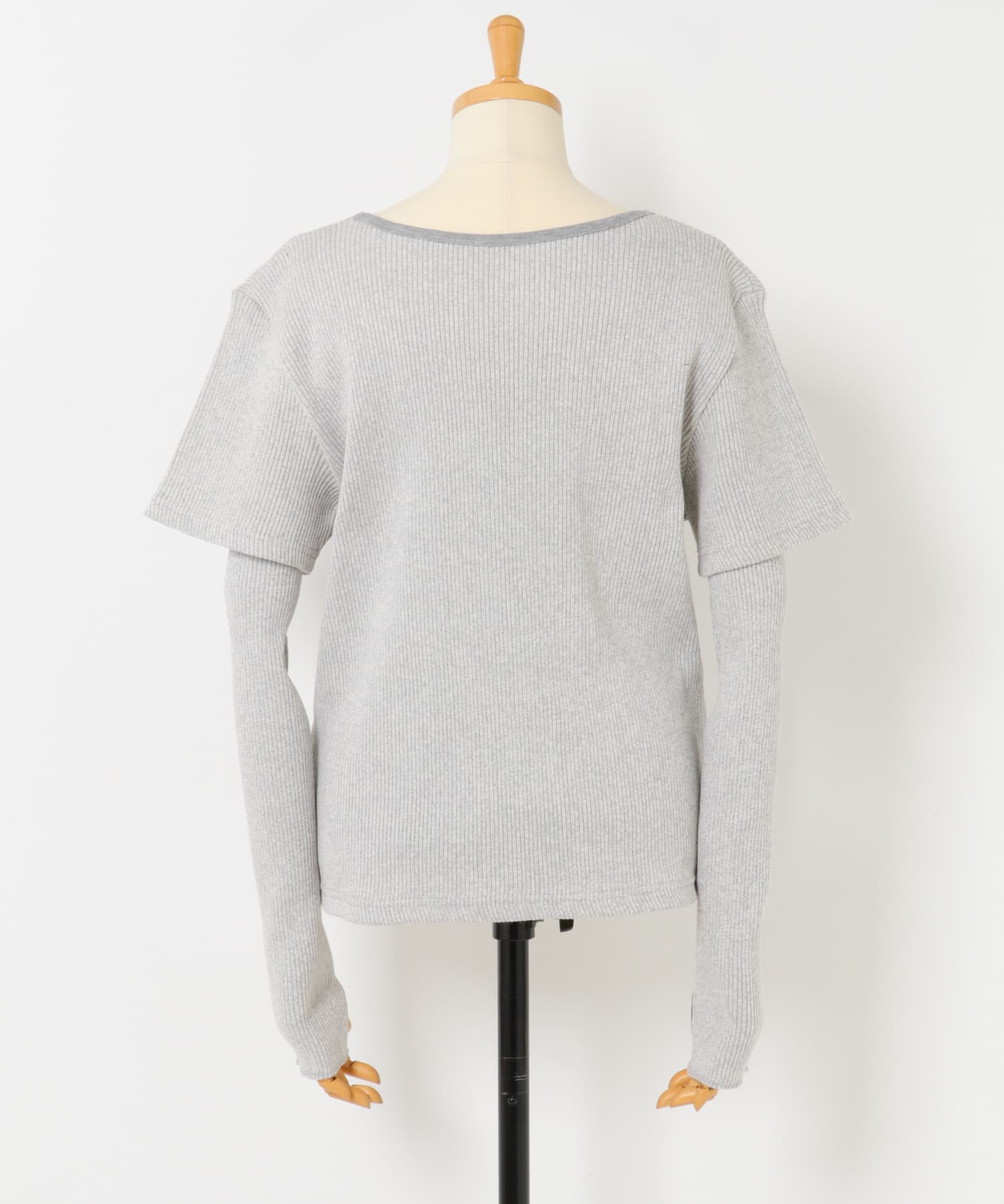 GRAY
