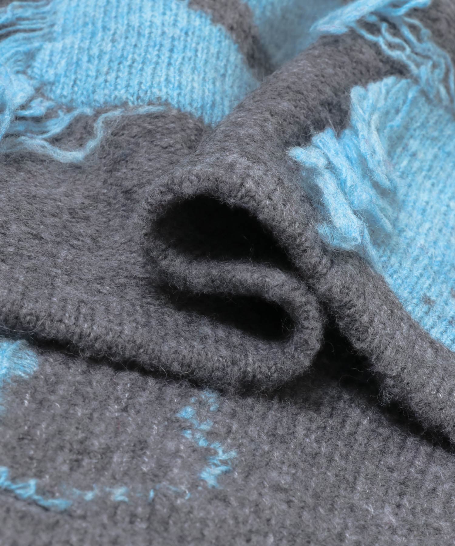 cwtch　UTOPIA FLOWER KNIT PULLOVER GRY×BLU FREE