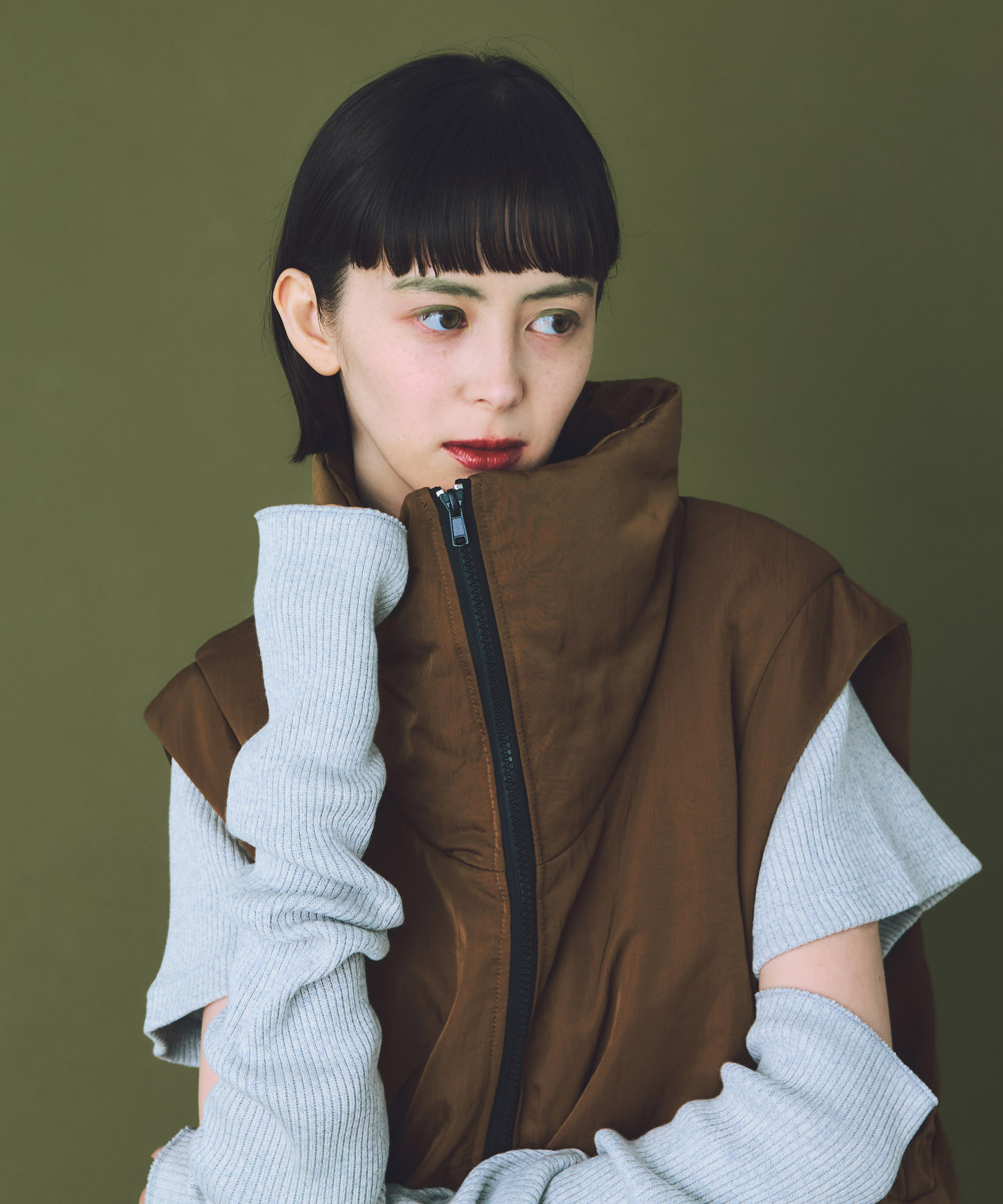 cwtch　HIGHNECK VEST